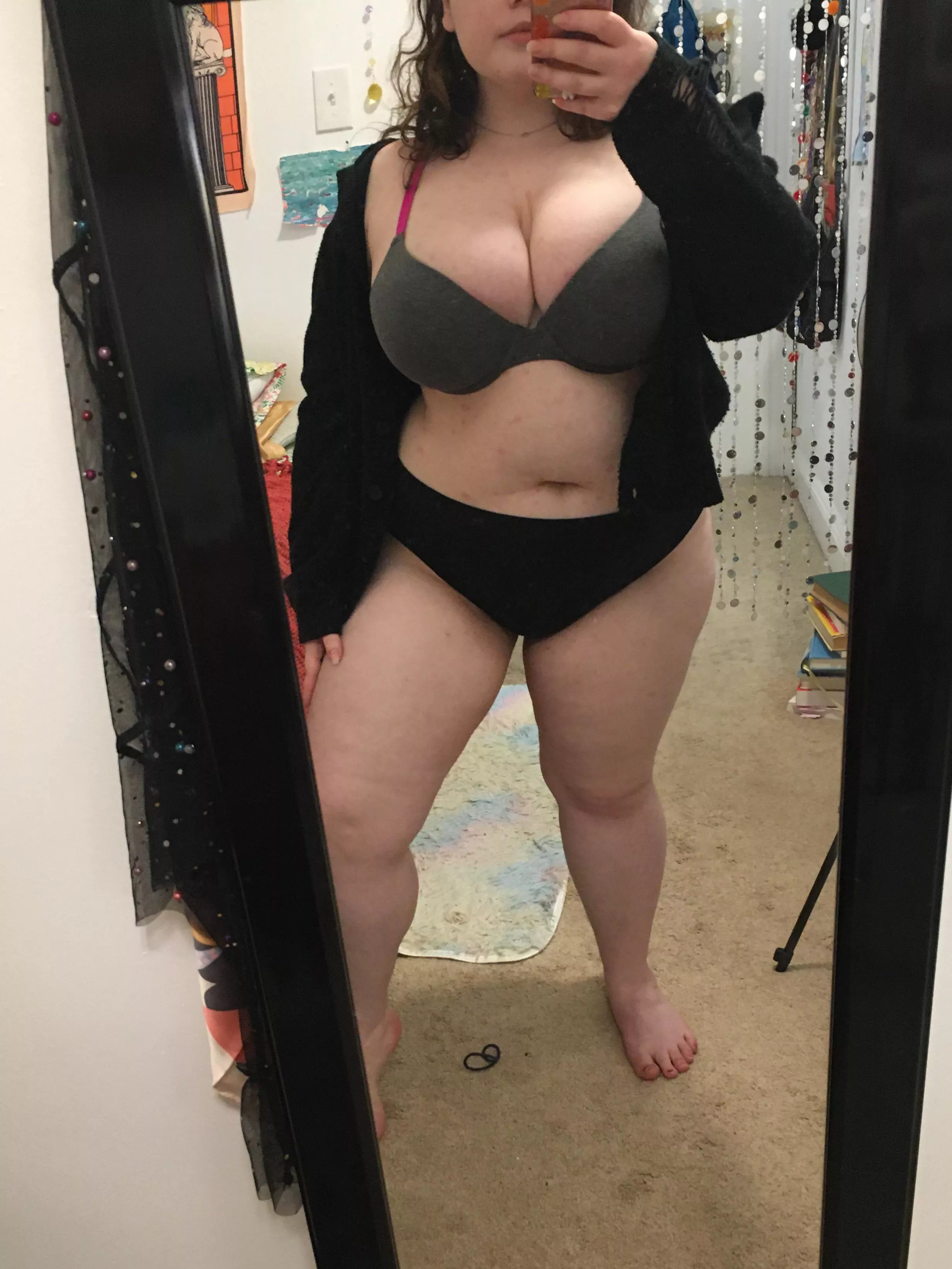 Do you like 4â€™11 chubby girls?