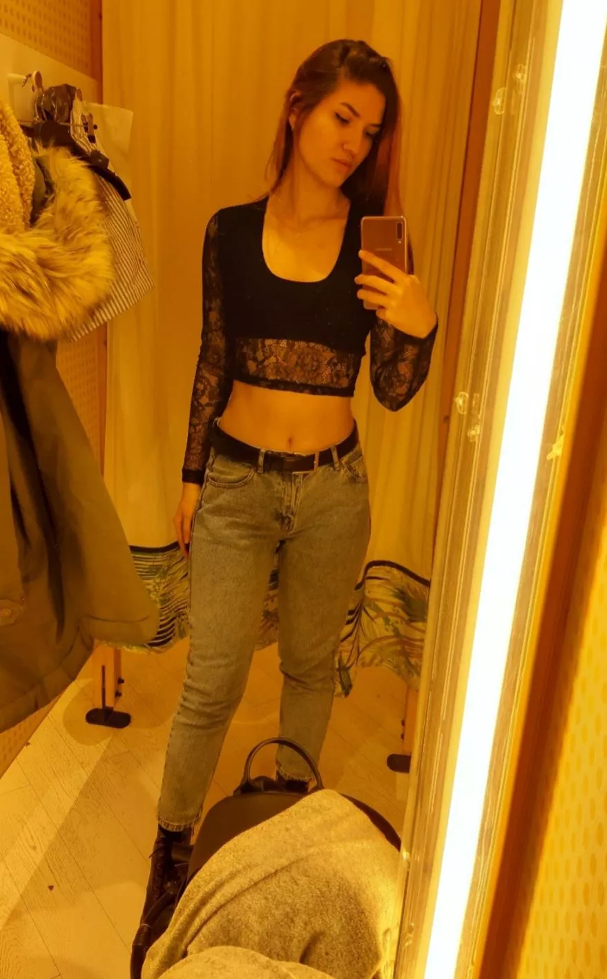 Do you like crop tops?