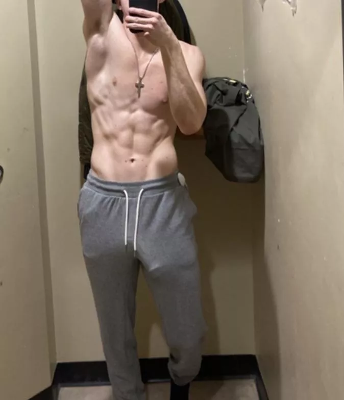 Do you like grey sweatpants?