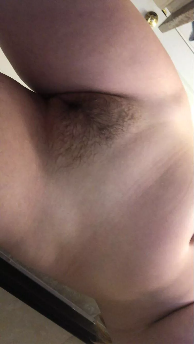 Do you like hairy pussy..?