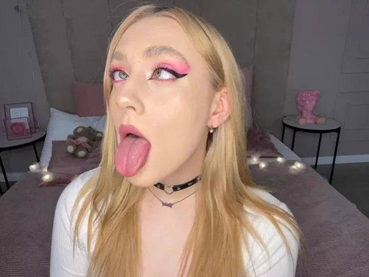 Do you like my ahegao face,daddy?