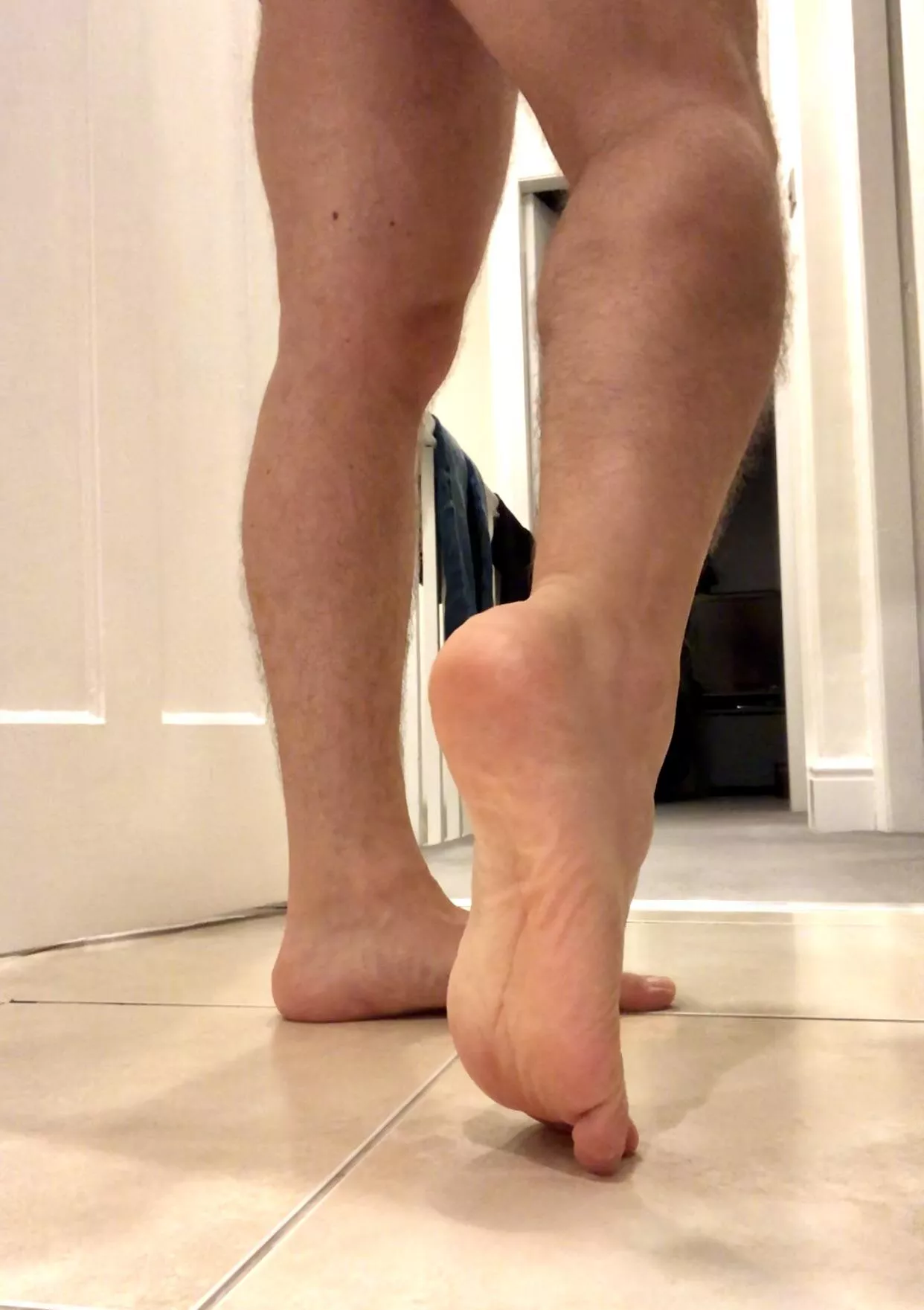 Do you like my arch ðŸ¦¶