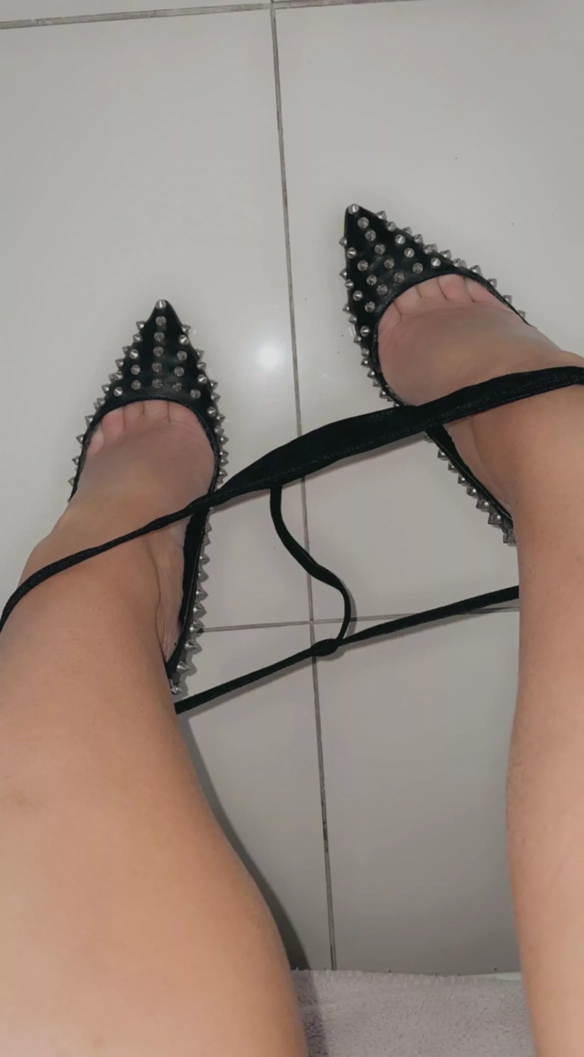 Do you like my feet in heels