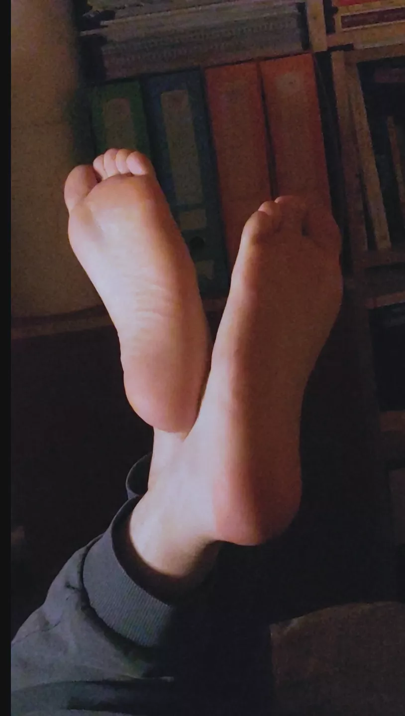 do you like my feet?