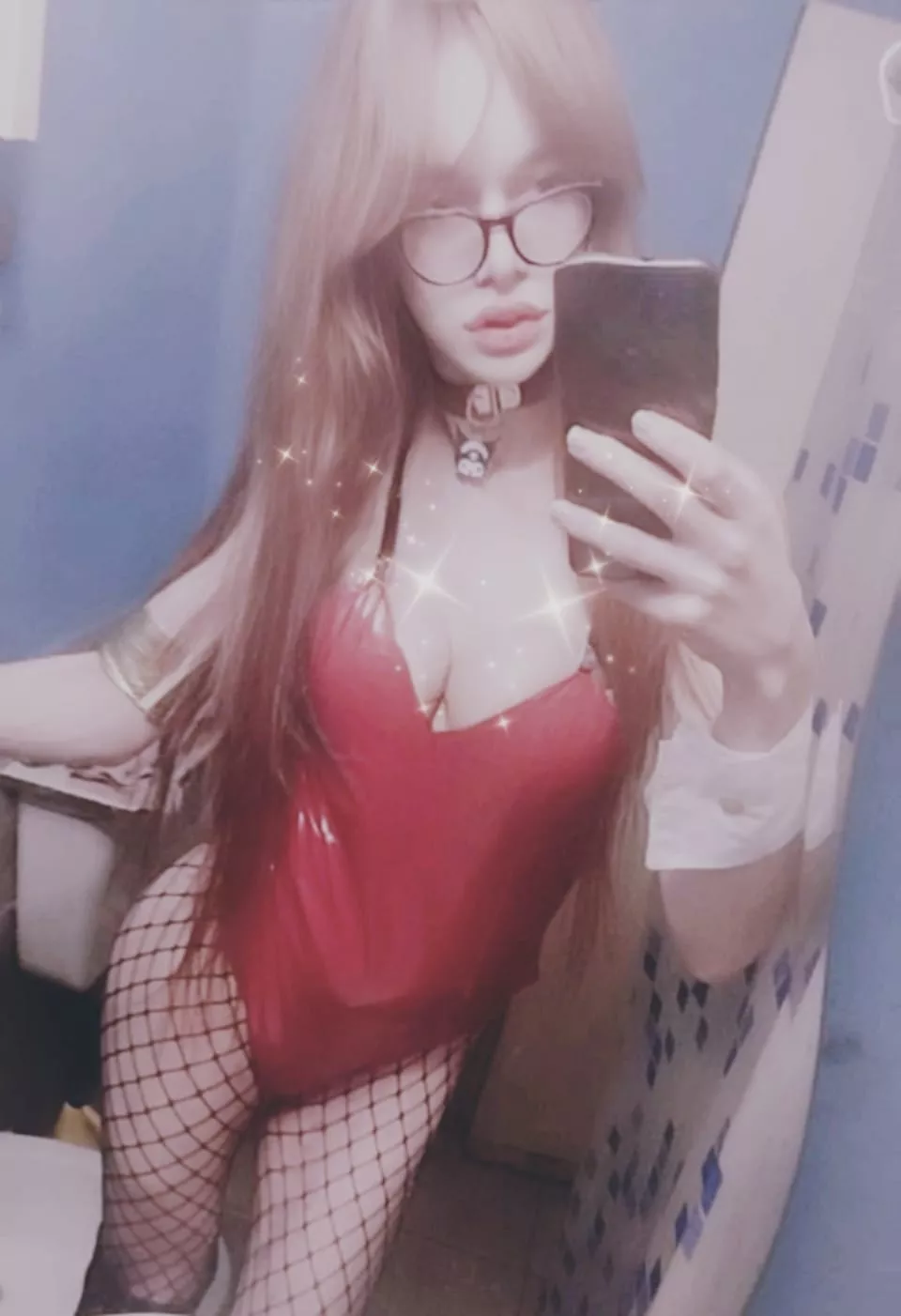 Do you like my outfit? uwu