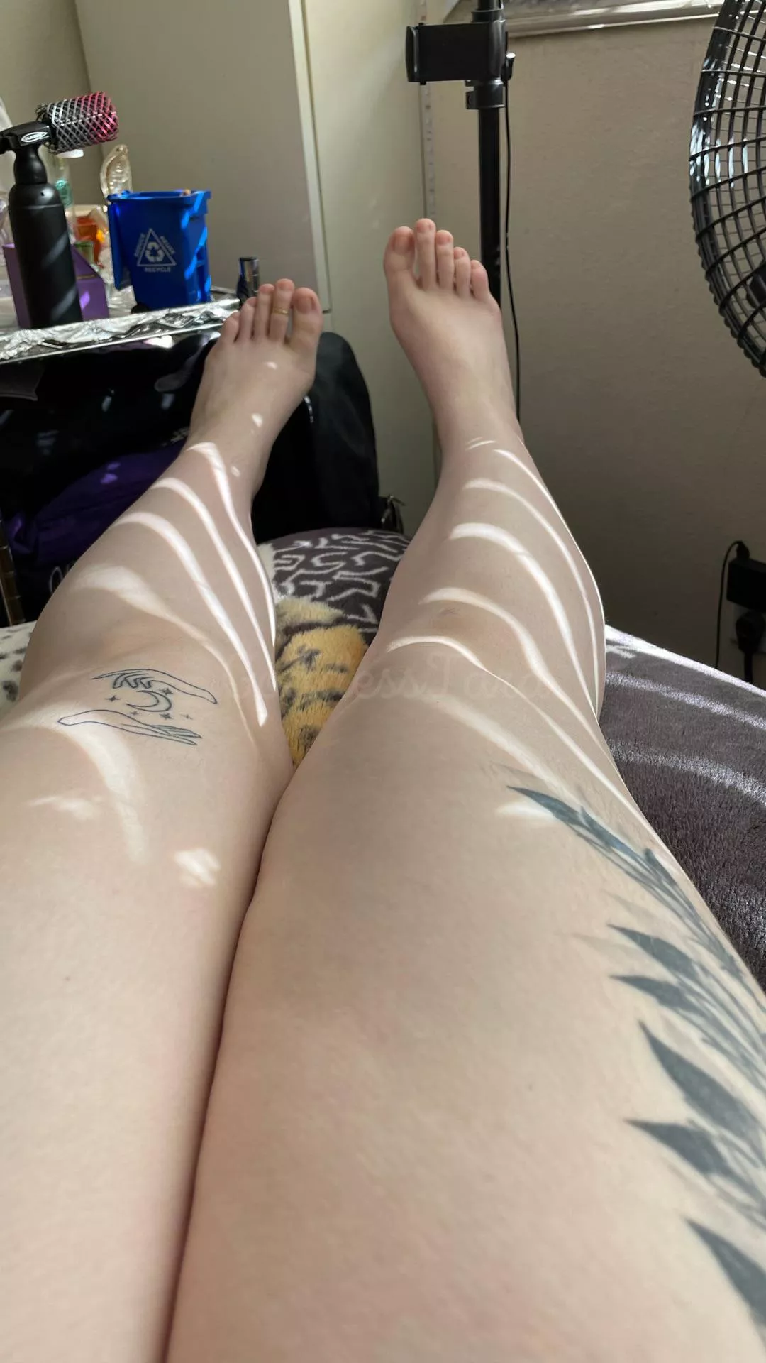 Do you like tattoos on legs?