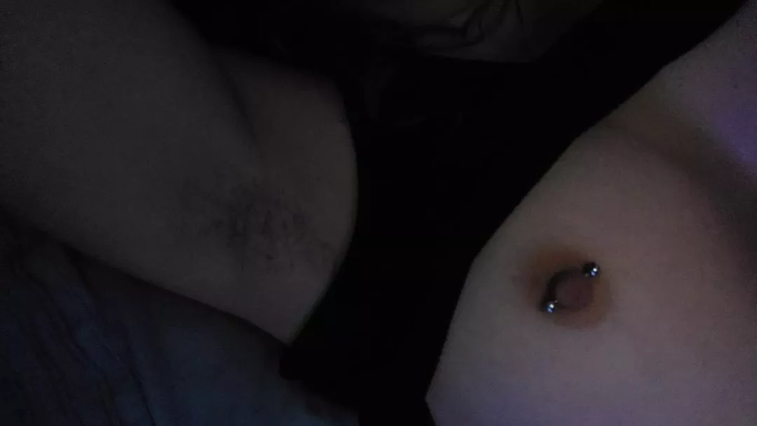 Do you think my hairy pits are sexy?