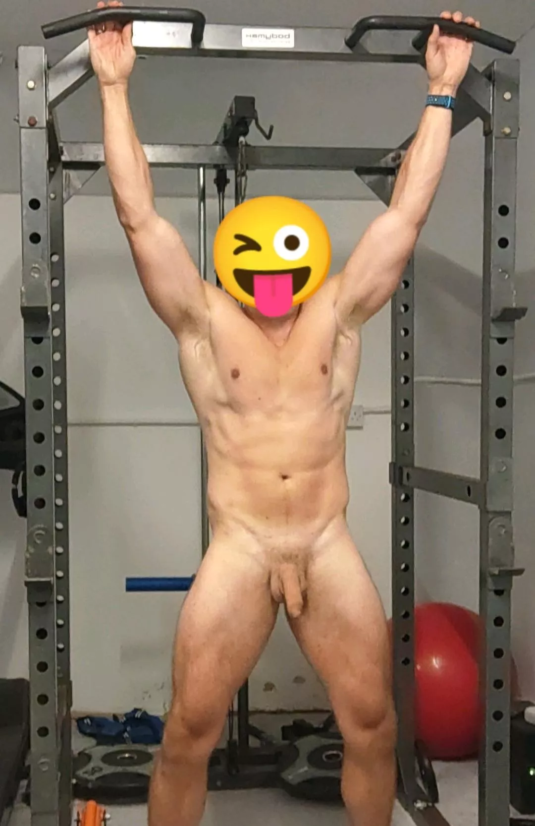 Do you want to be my training partner? 😜💪🍆