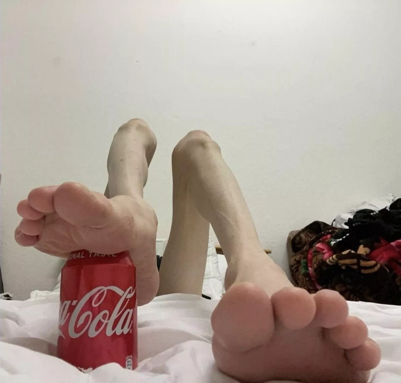 do you want to drink cola with me ?