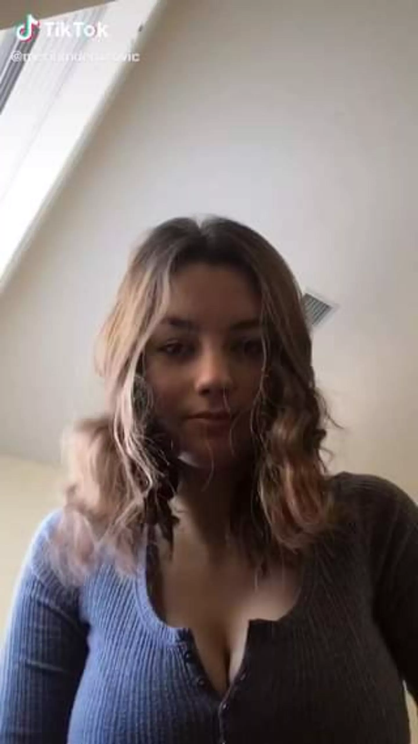 Does anybody know this TikTok girl? she busty