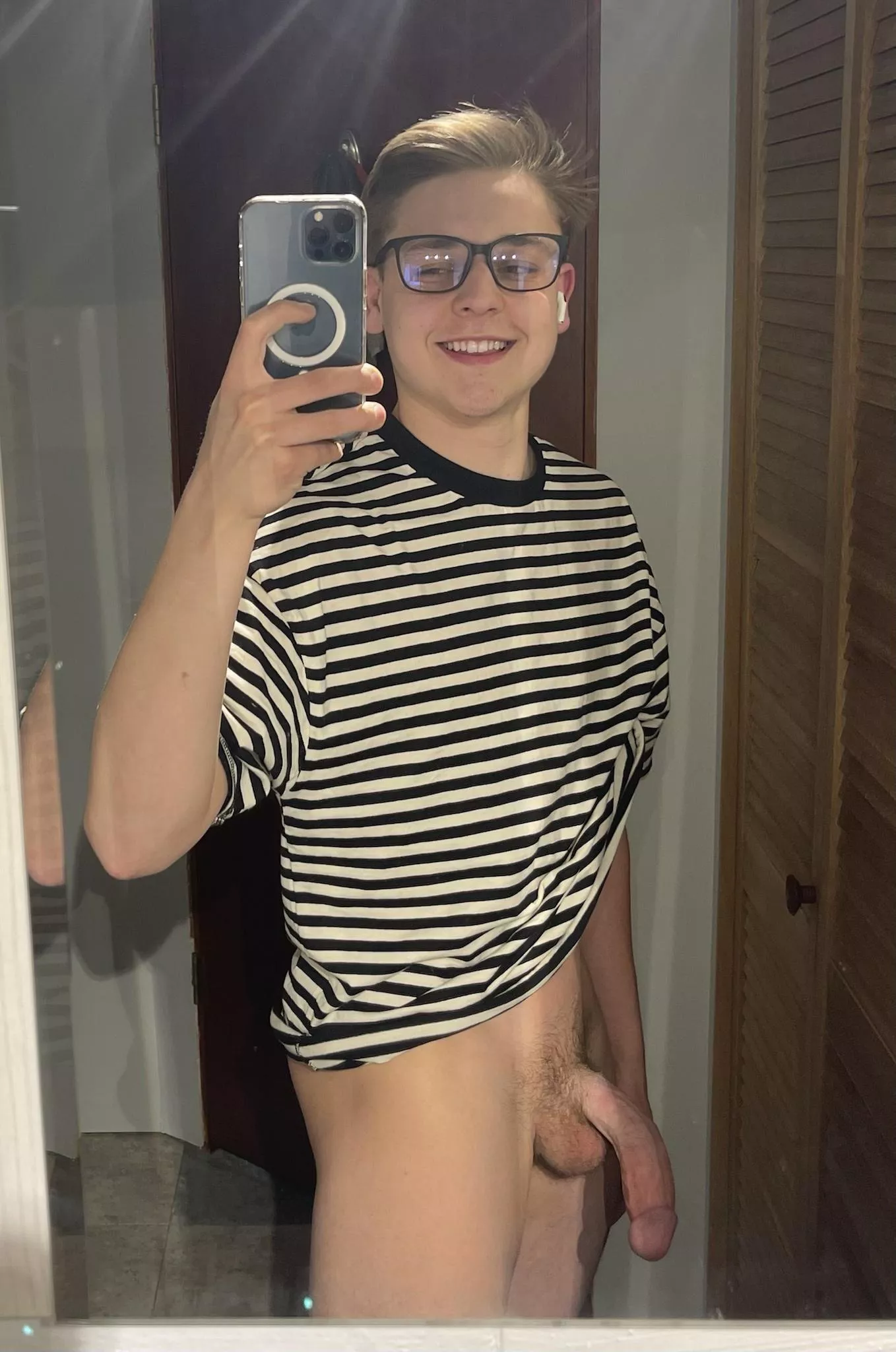 Does anyone like nerdy boys with nice cocks?