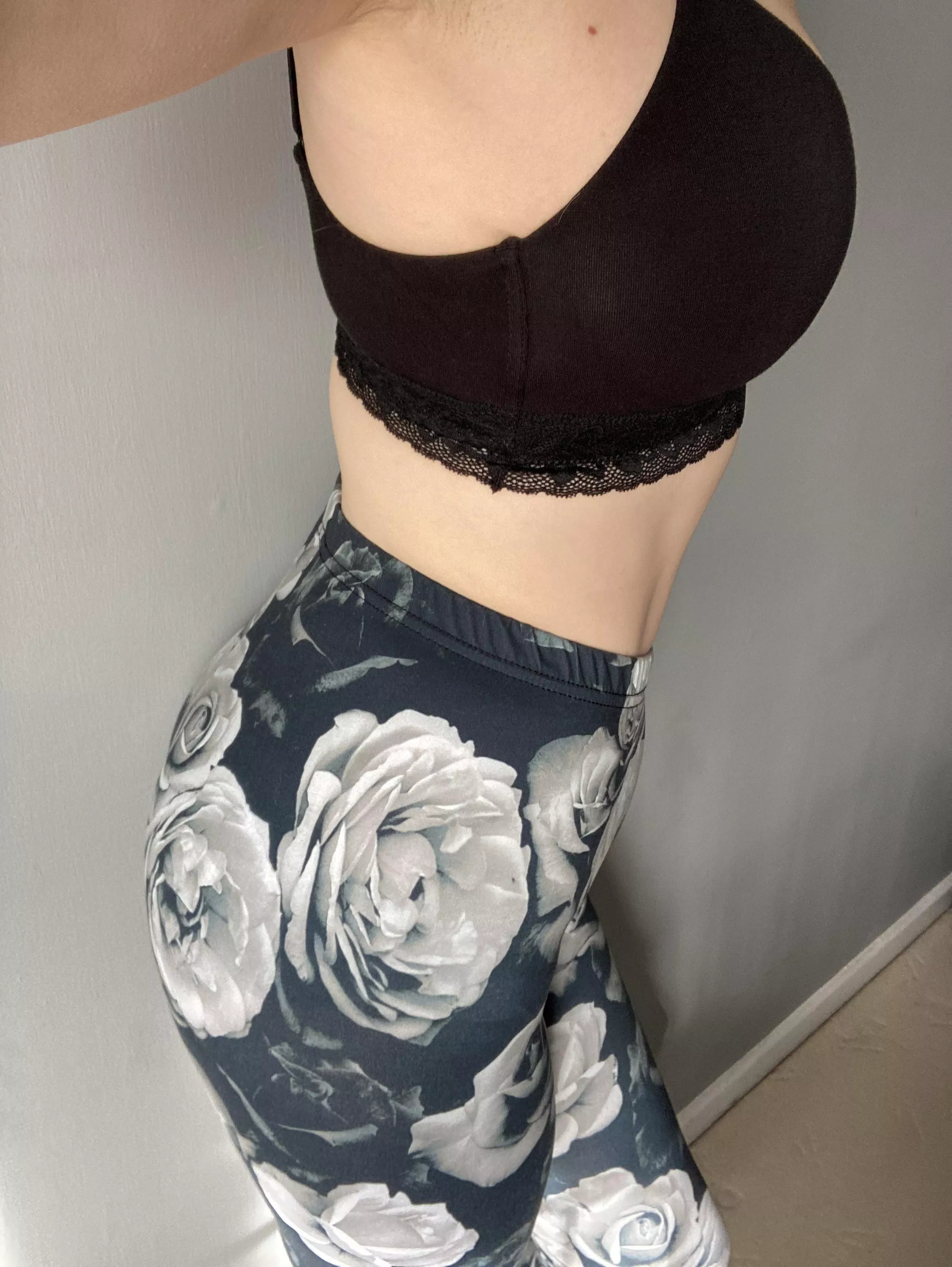 Does my ass look good in leggings?