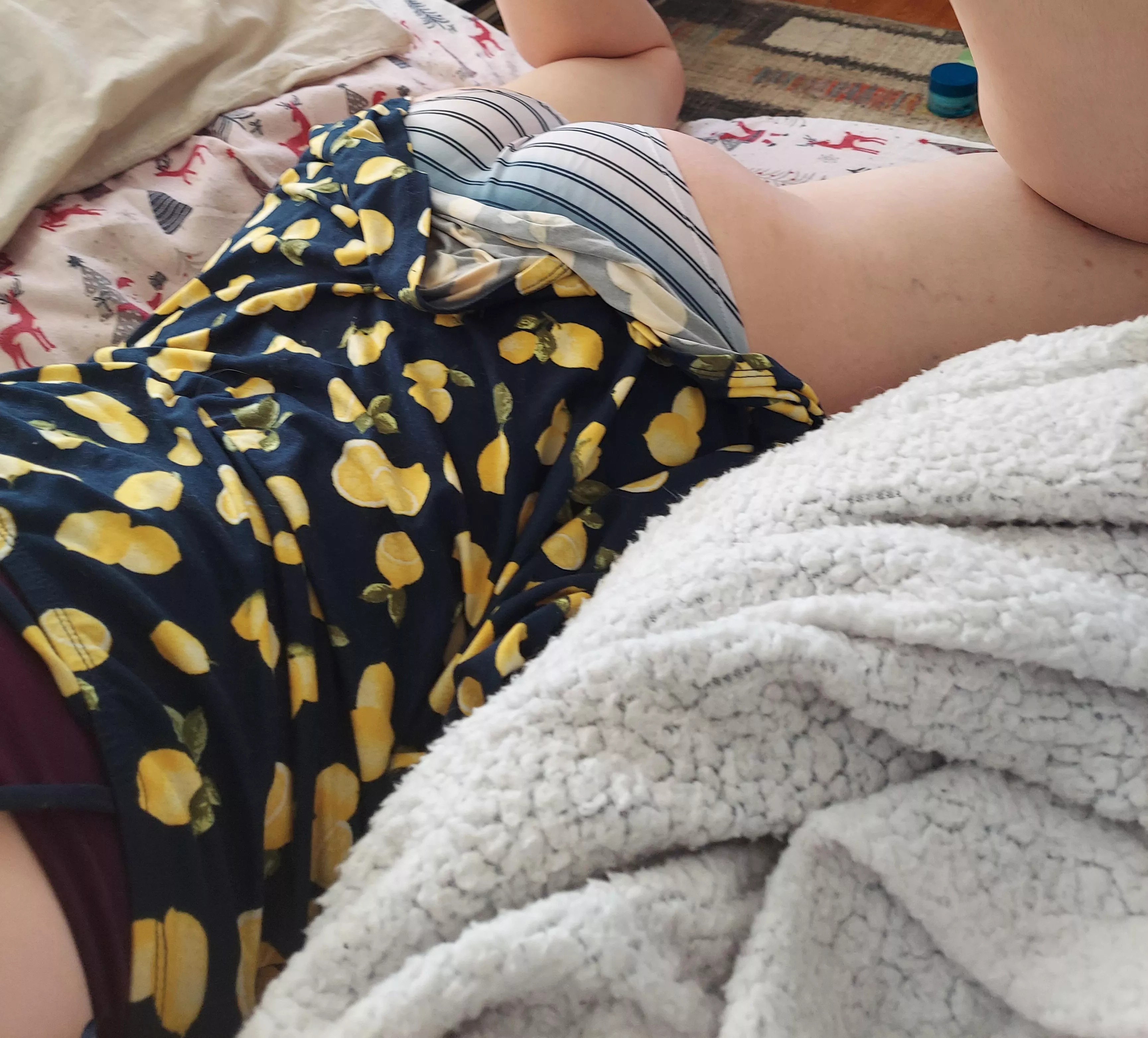 Does my little butt [f]it in here? Please don't be mean ðŸ‘‰ðŸ‘ˆ