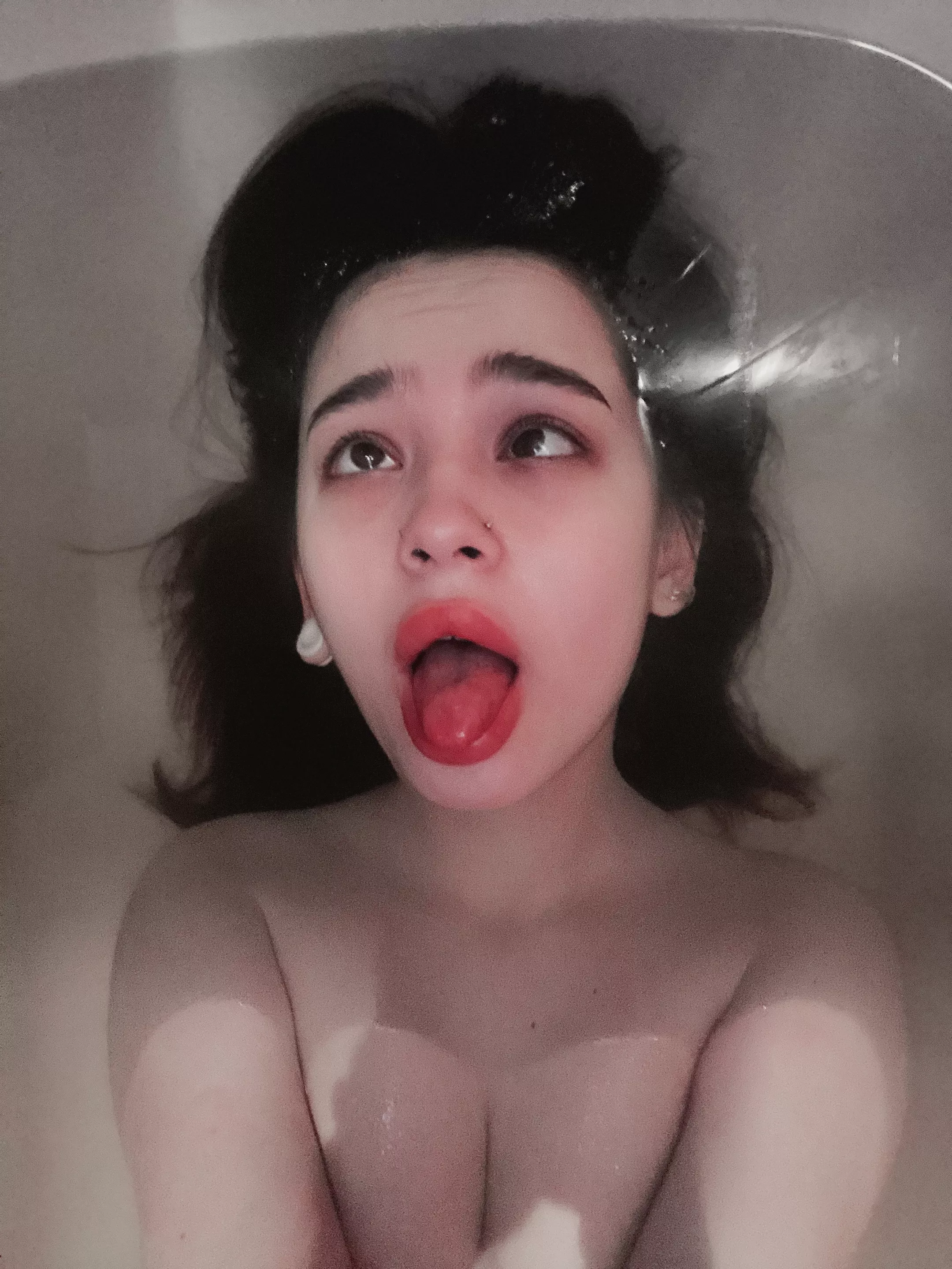 Does the ahegao turns you on?😈😈