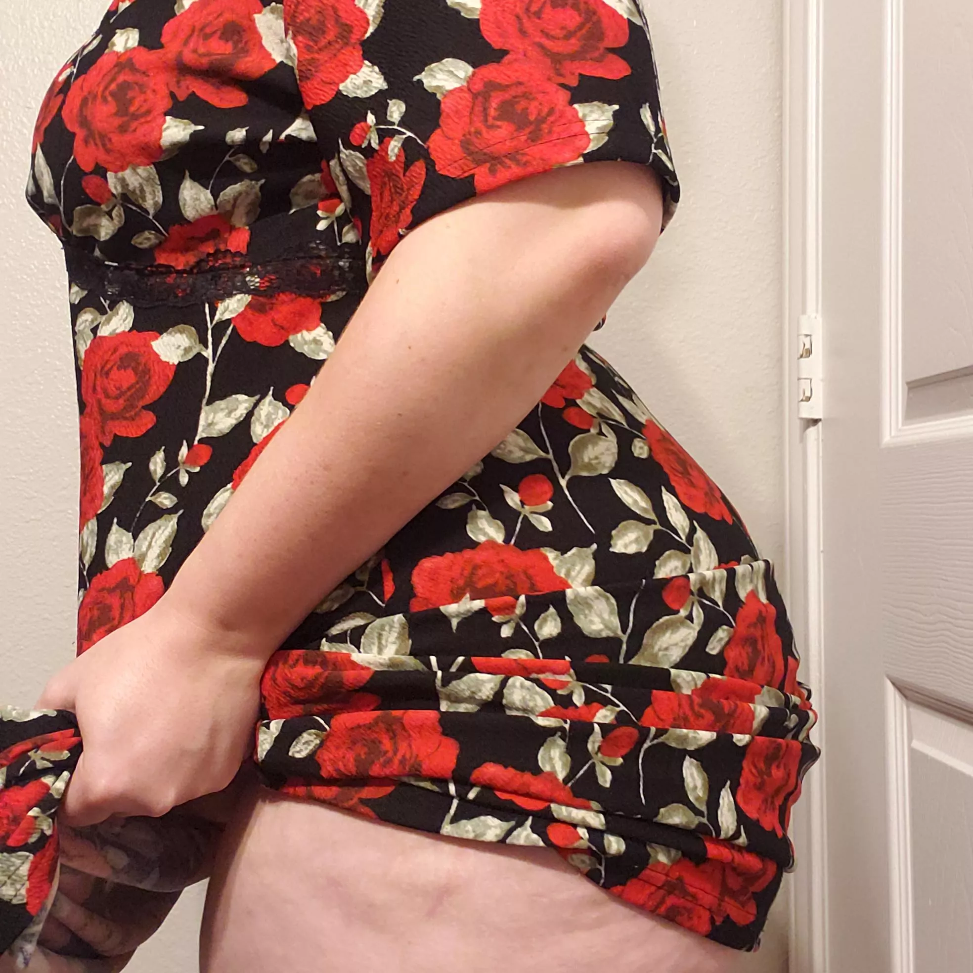 Does this dress make my ass look big?