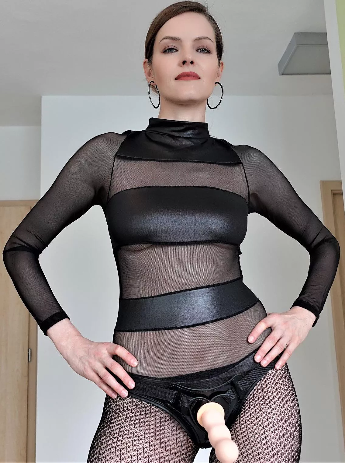 [domme] You need to feel my power!