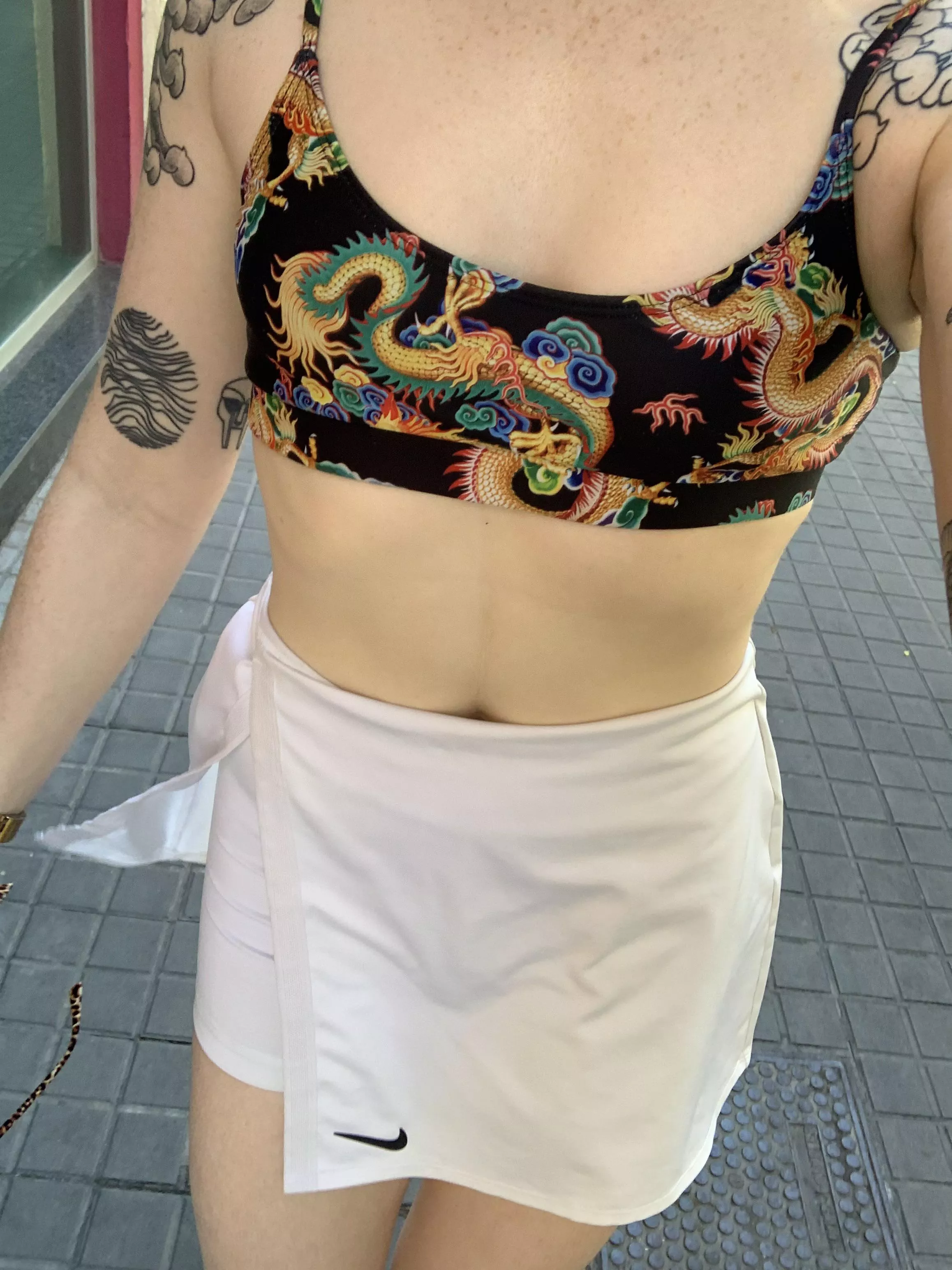 Dragon crop top ðŸ‰