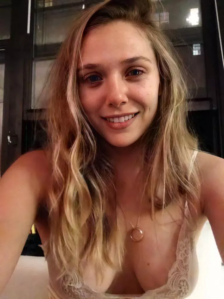 Elizabeth Olsen gives me total naughty milf vibes