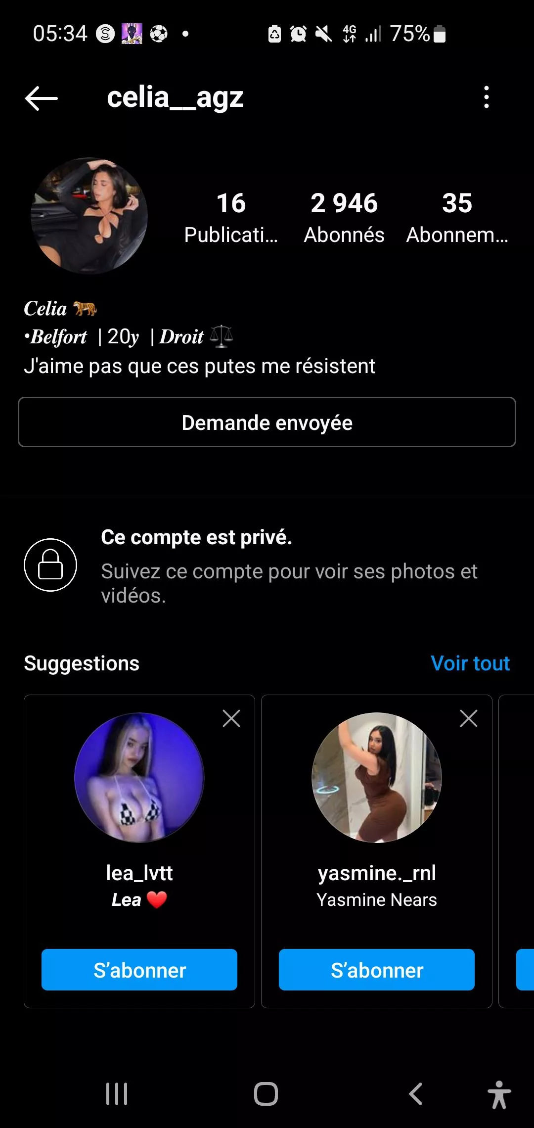 Elle nude, elle a un vip nude et cam elle et beaucoup trop bonne