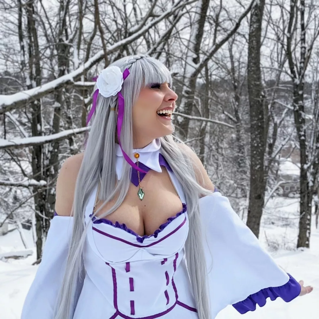 Emilia (Re: Zero) by Ha1lstorm