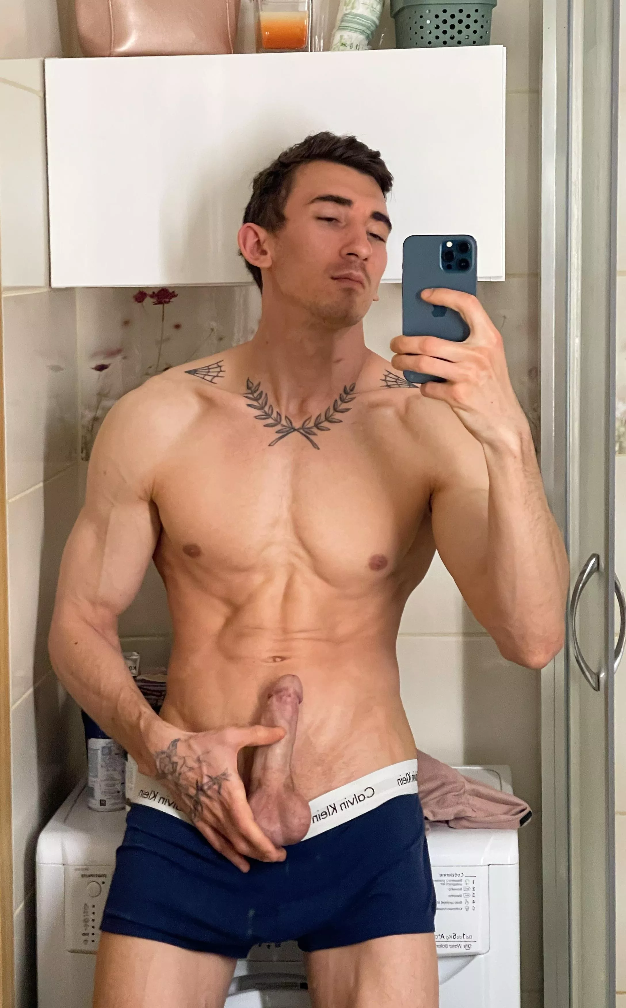 Evening shower💦