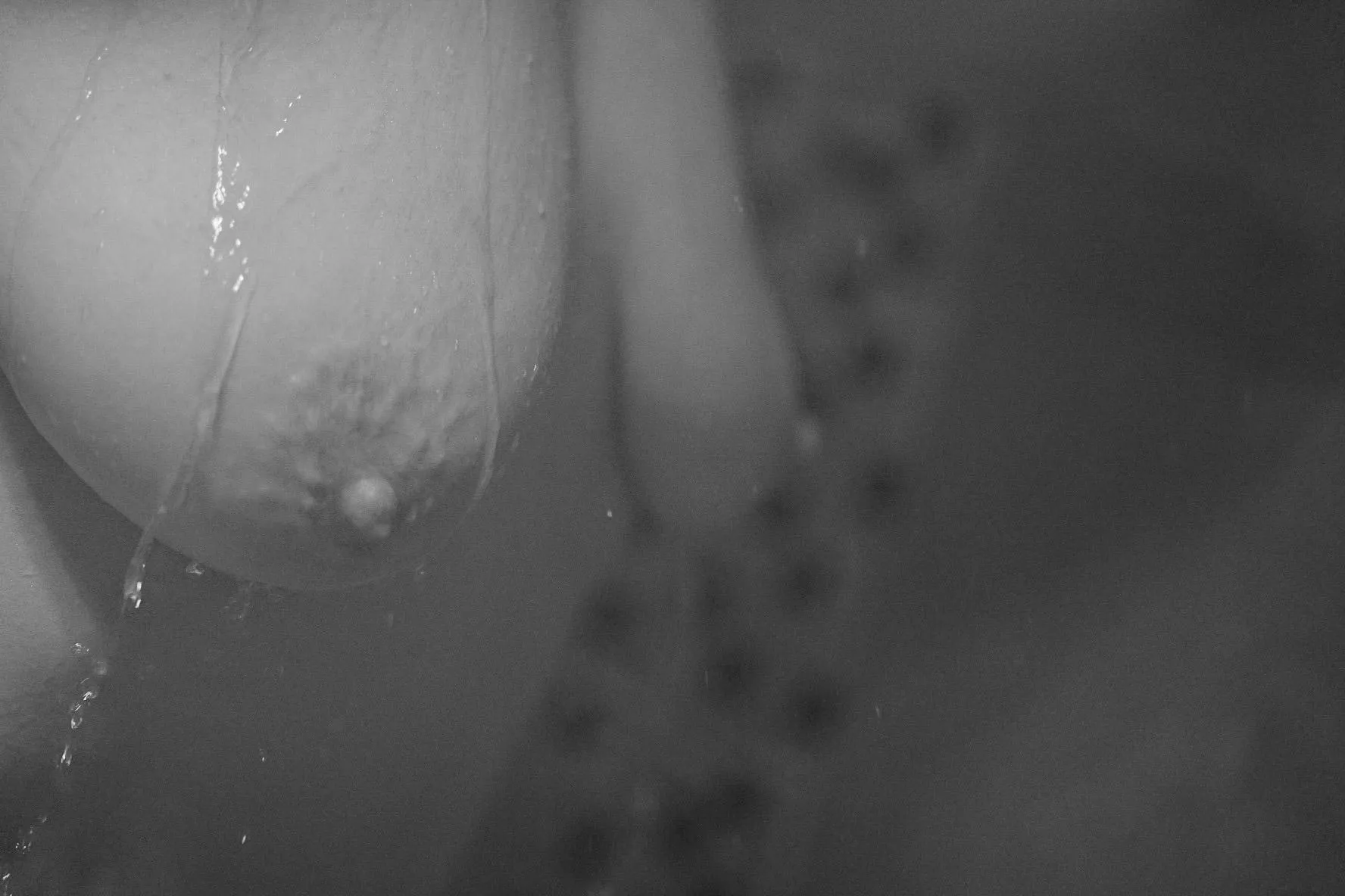 (F) 47. Water drips