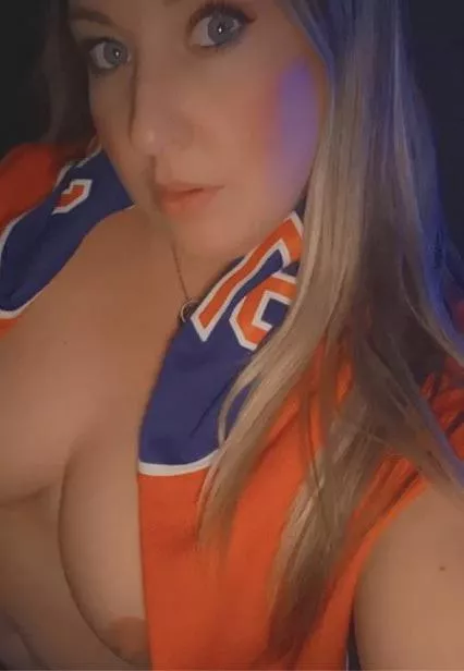 (F)🧡💙😈