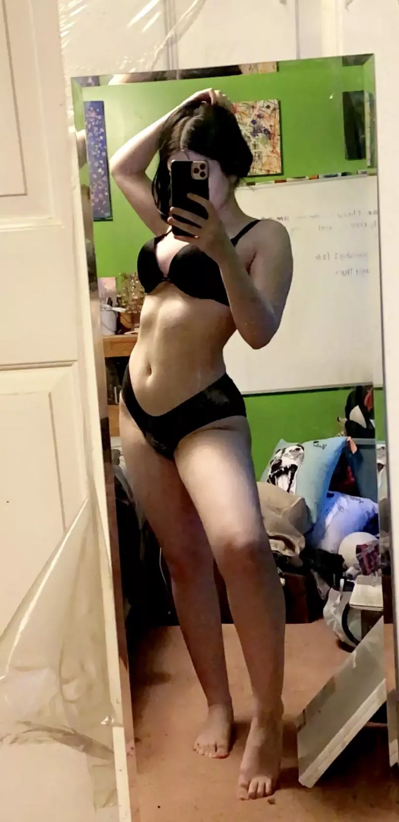 [f] do you like my black underwear? 😏