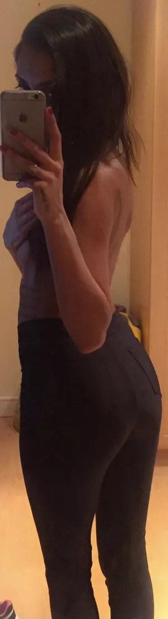 F4M - petite Indian looking for BWC - inbox me - must be able to verify 😘