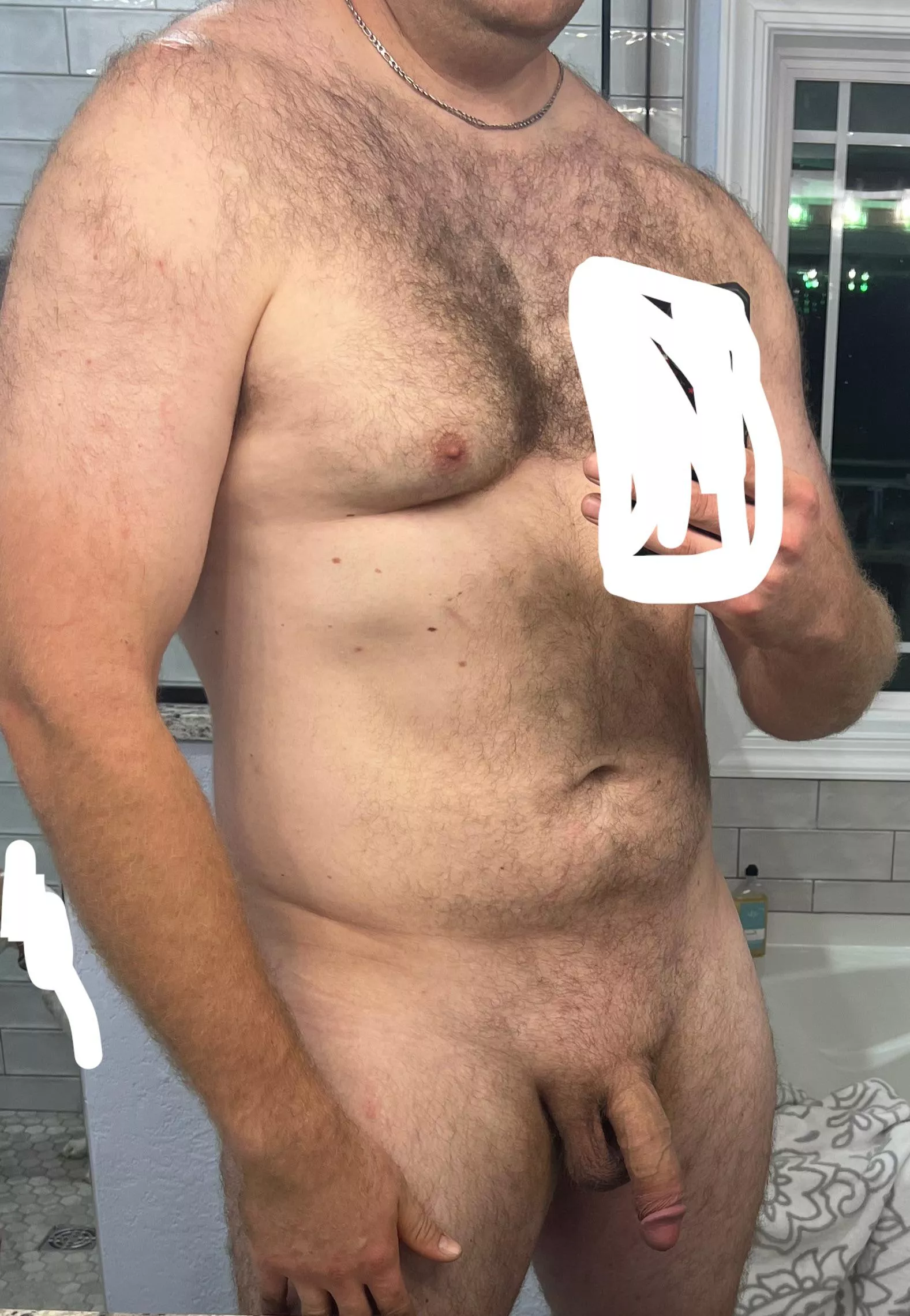 Fat boy Friday? (29m) 6â€™9â€