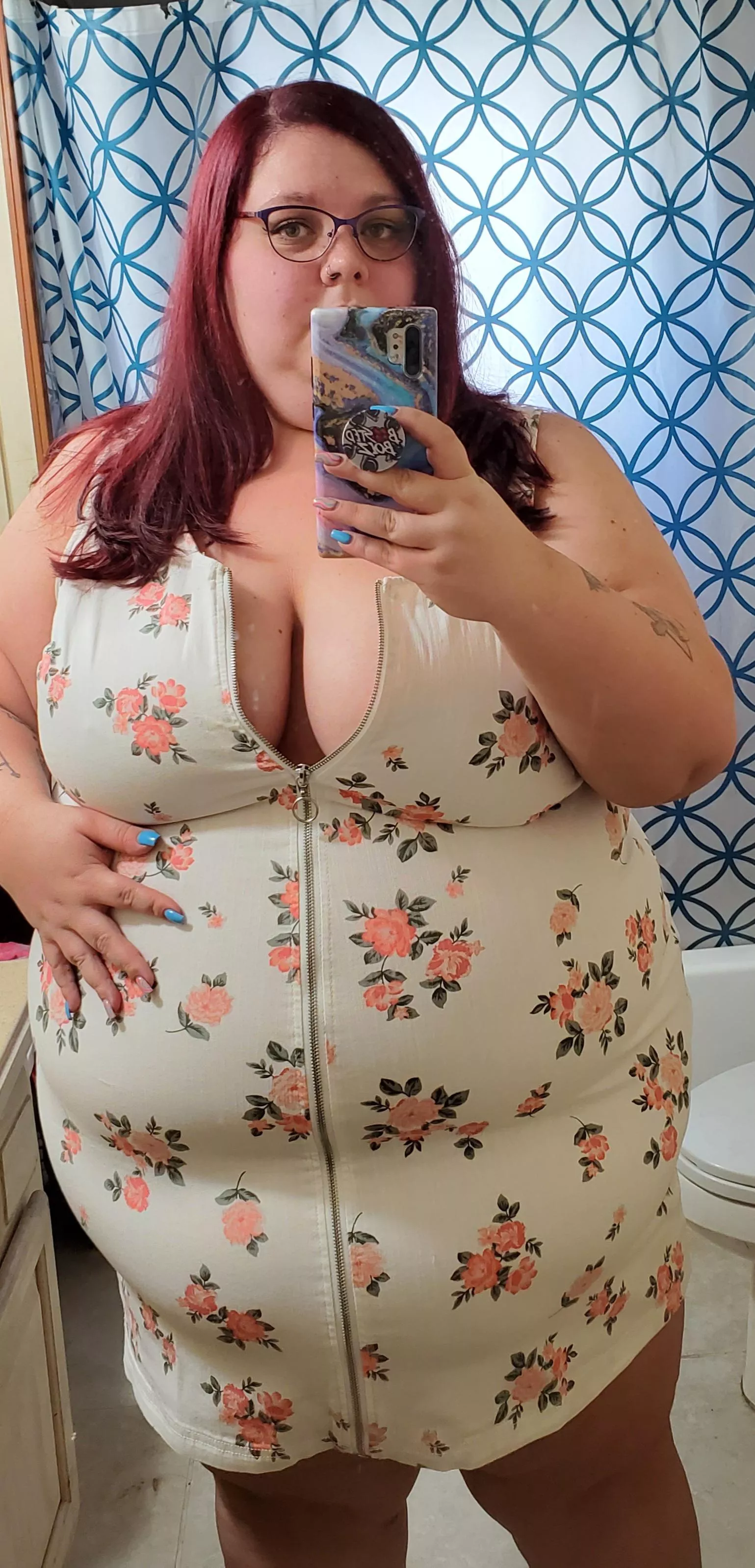 Feeling sexy af in this dress