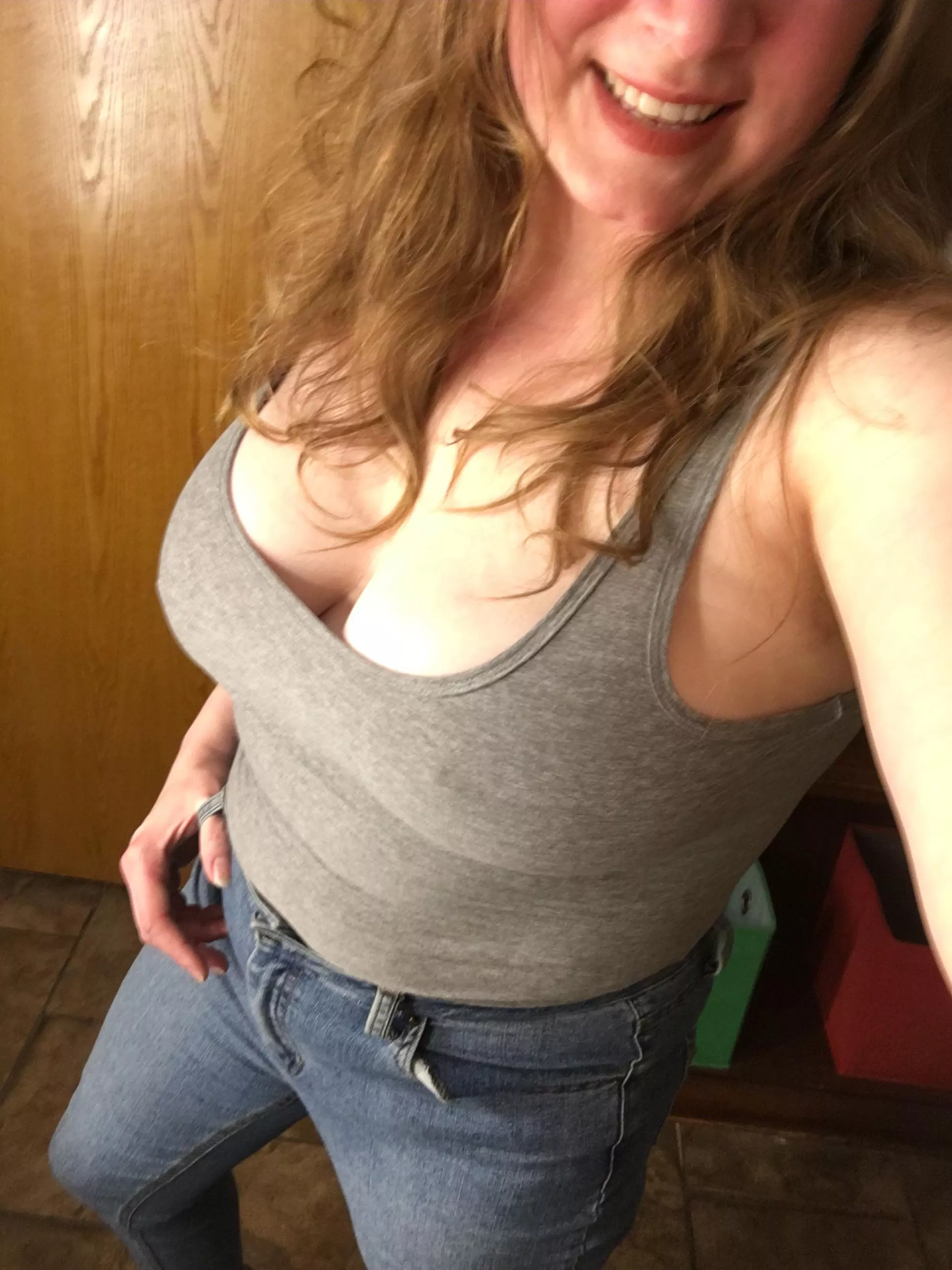 Feeling very country at work tonight. 🥰😉