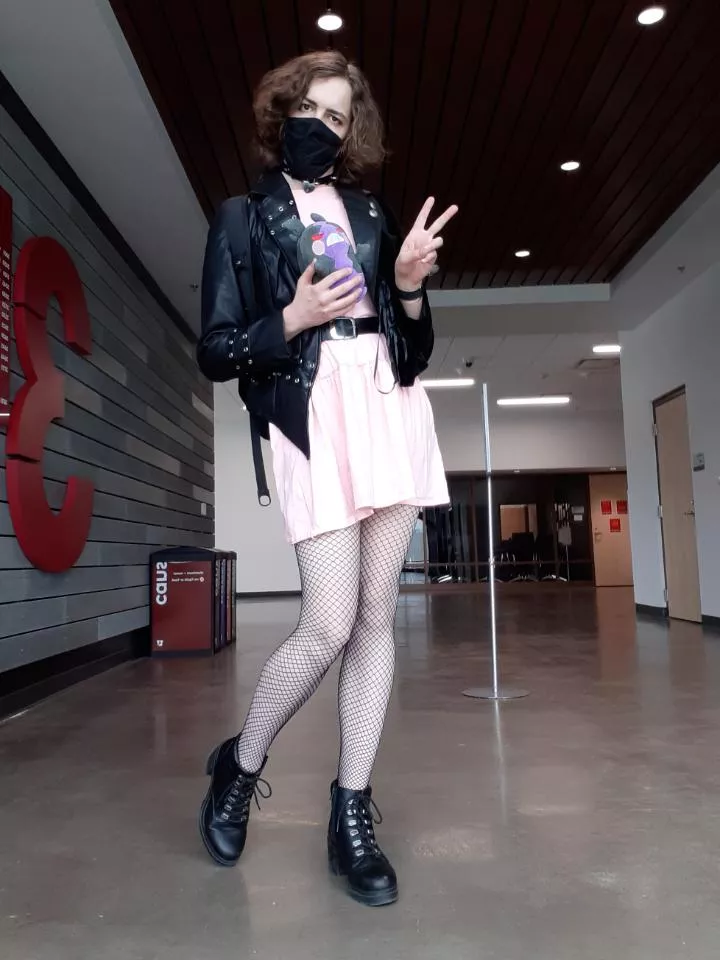 Femboy at school learning all of the things!