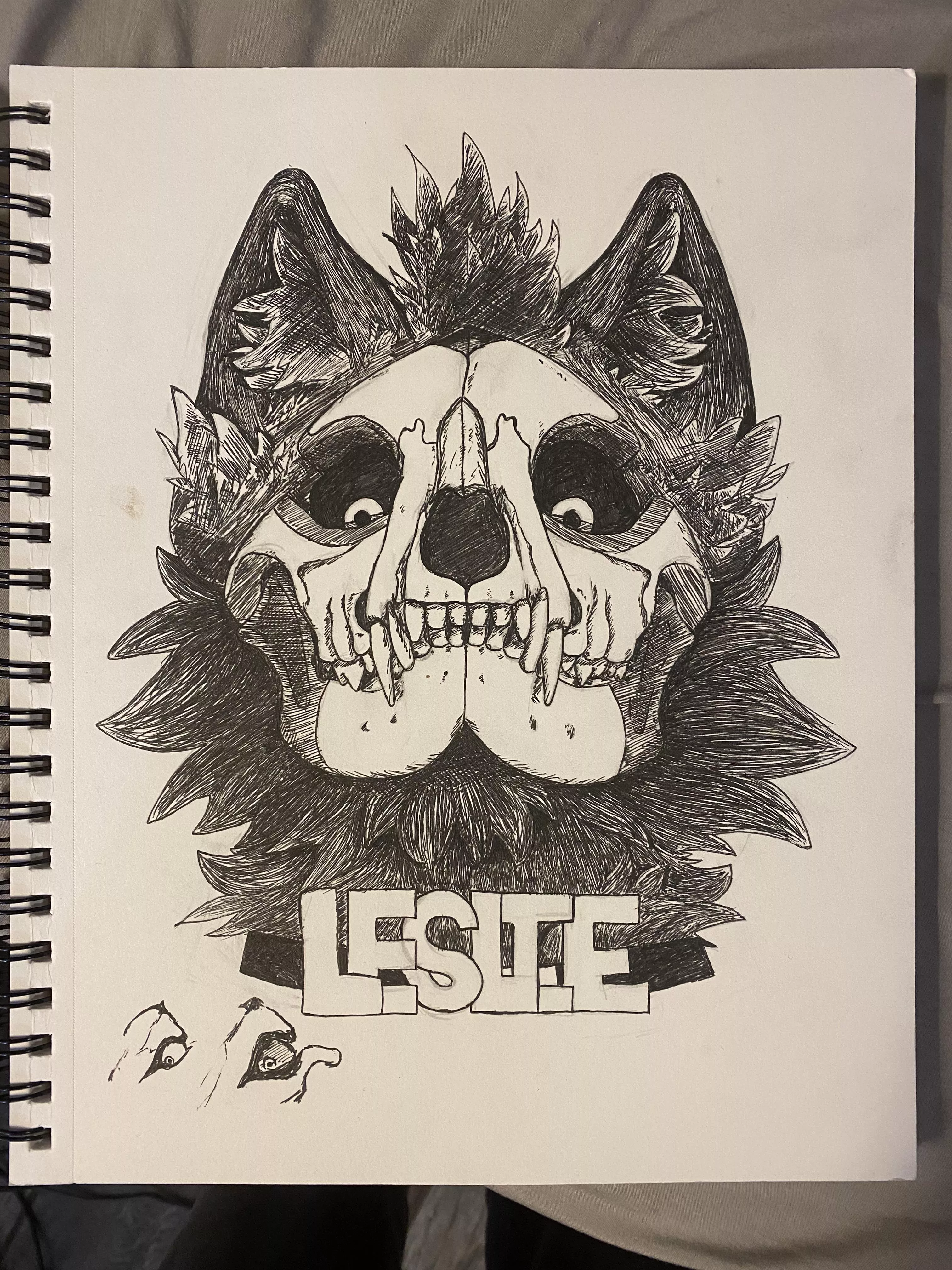 Finally finished my first badge!!! This is my skullie sona Leslie :)