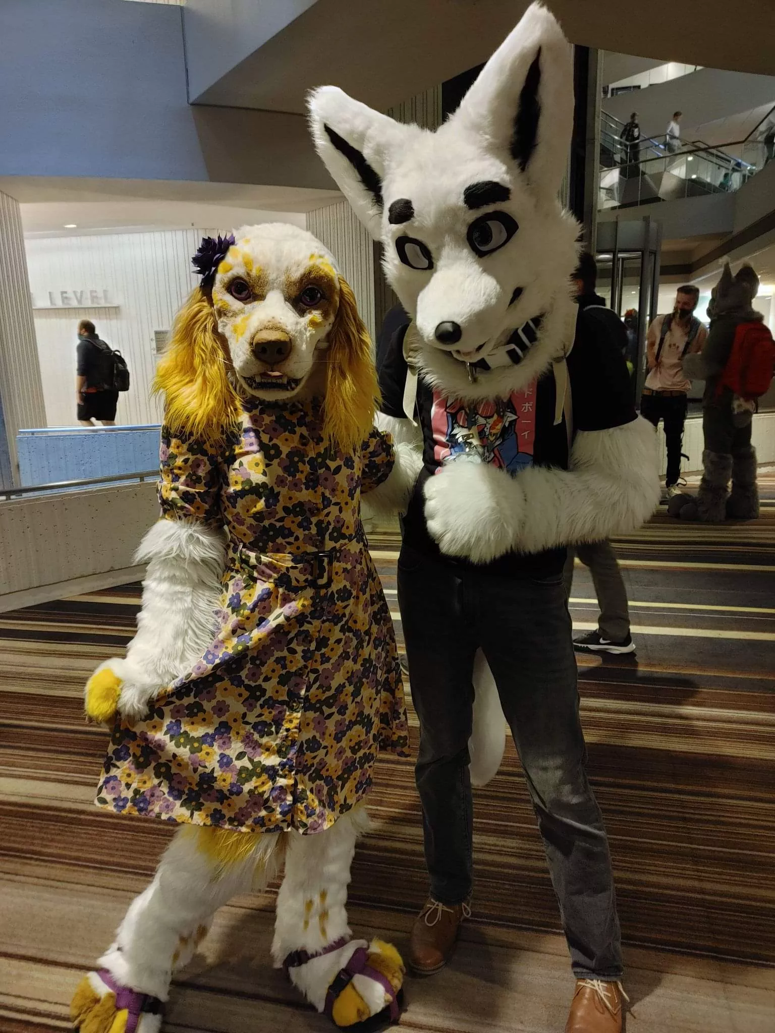 First time making a fursuit and coming to a con (FWA) and look who I meet!