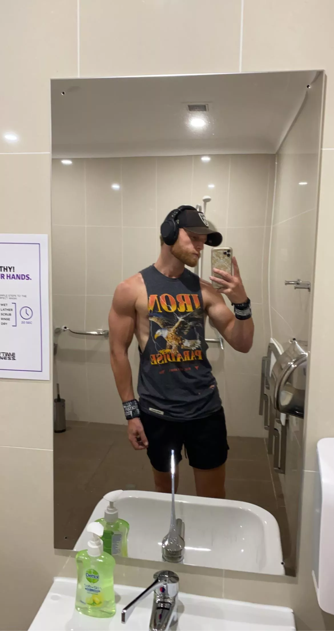 First time posting here ðŸ˜ˆ Male 25 Australia