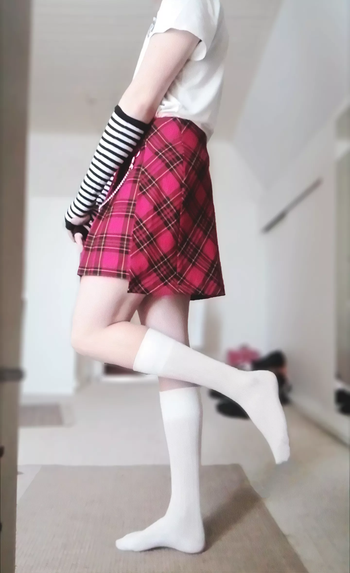 First time trying on a skirt ><