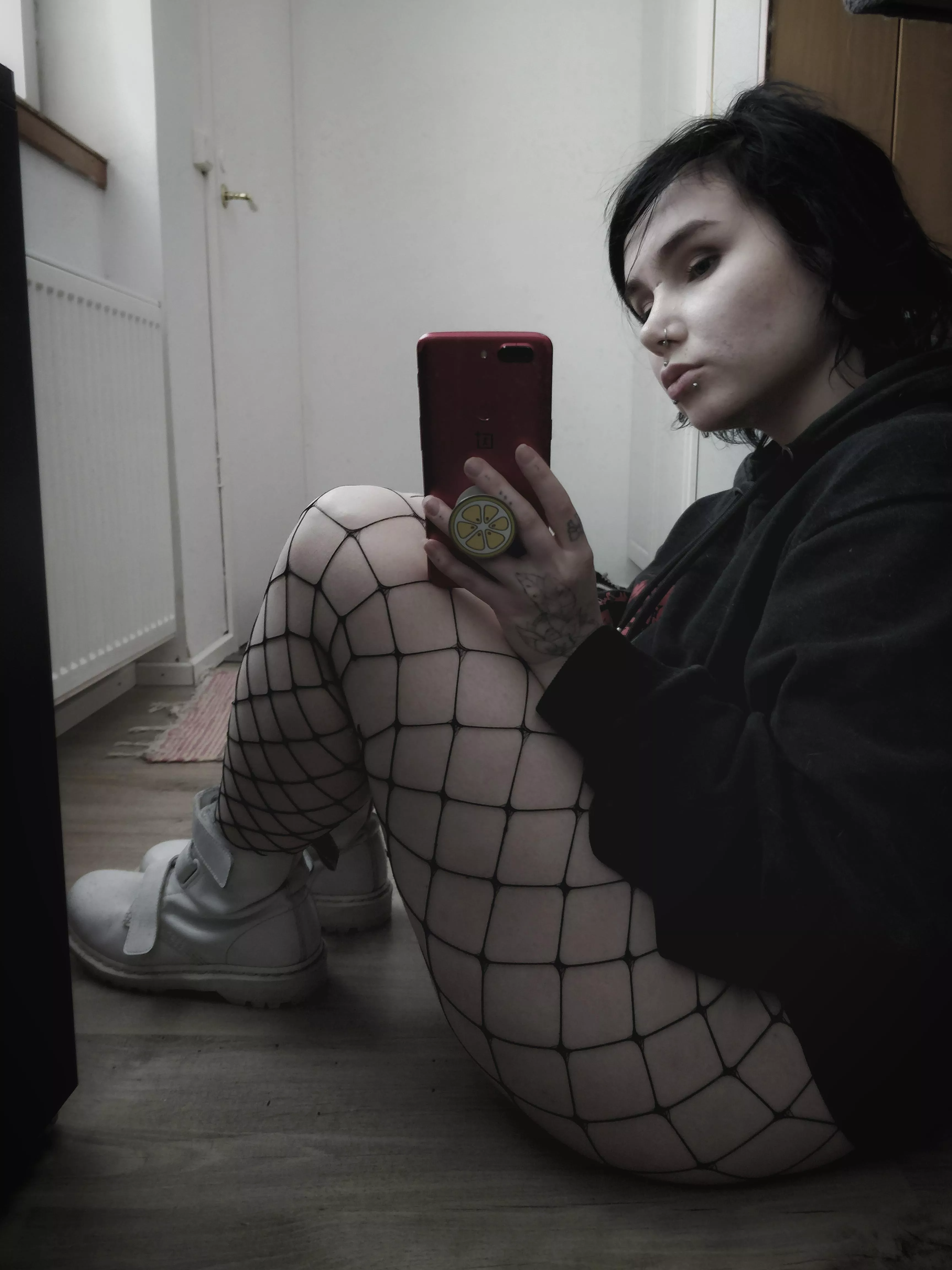 Fishnets and docs = ðŸ”¥