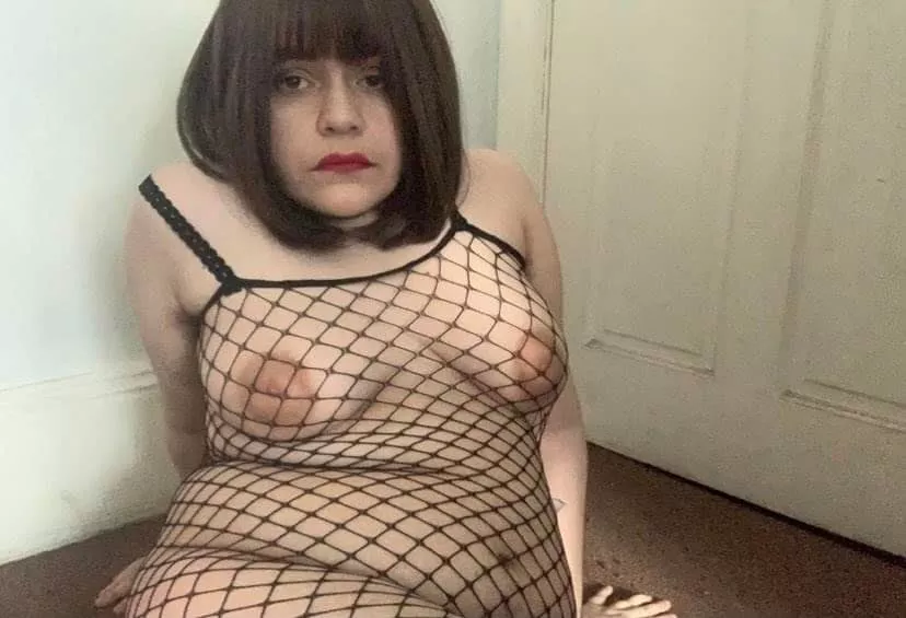 Fishnets make nudes hotter, prove me wrong