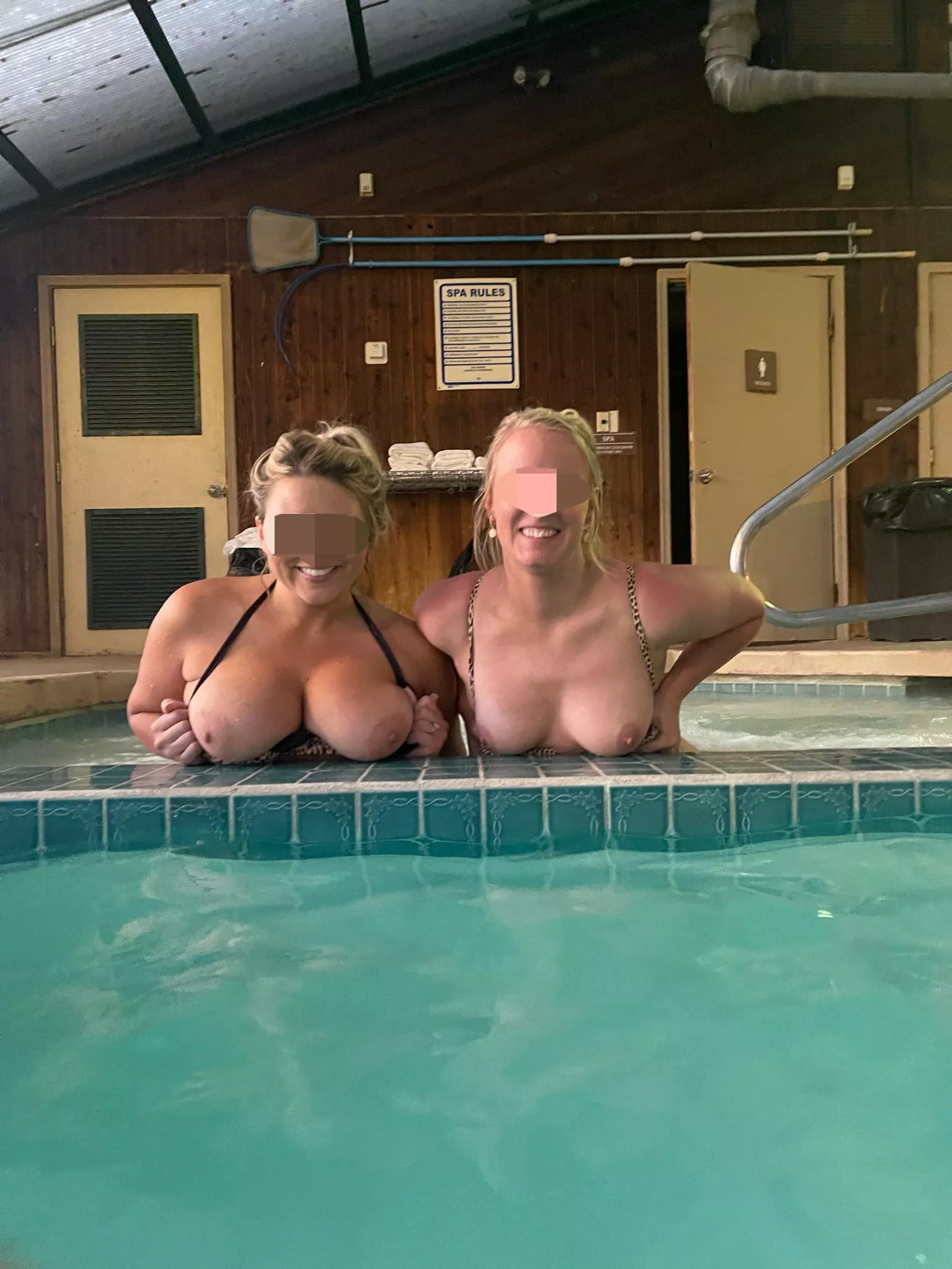 Found a public pool..knowing we could get caught at any minute makes us so horny [F]