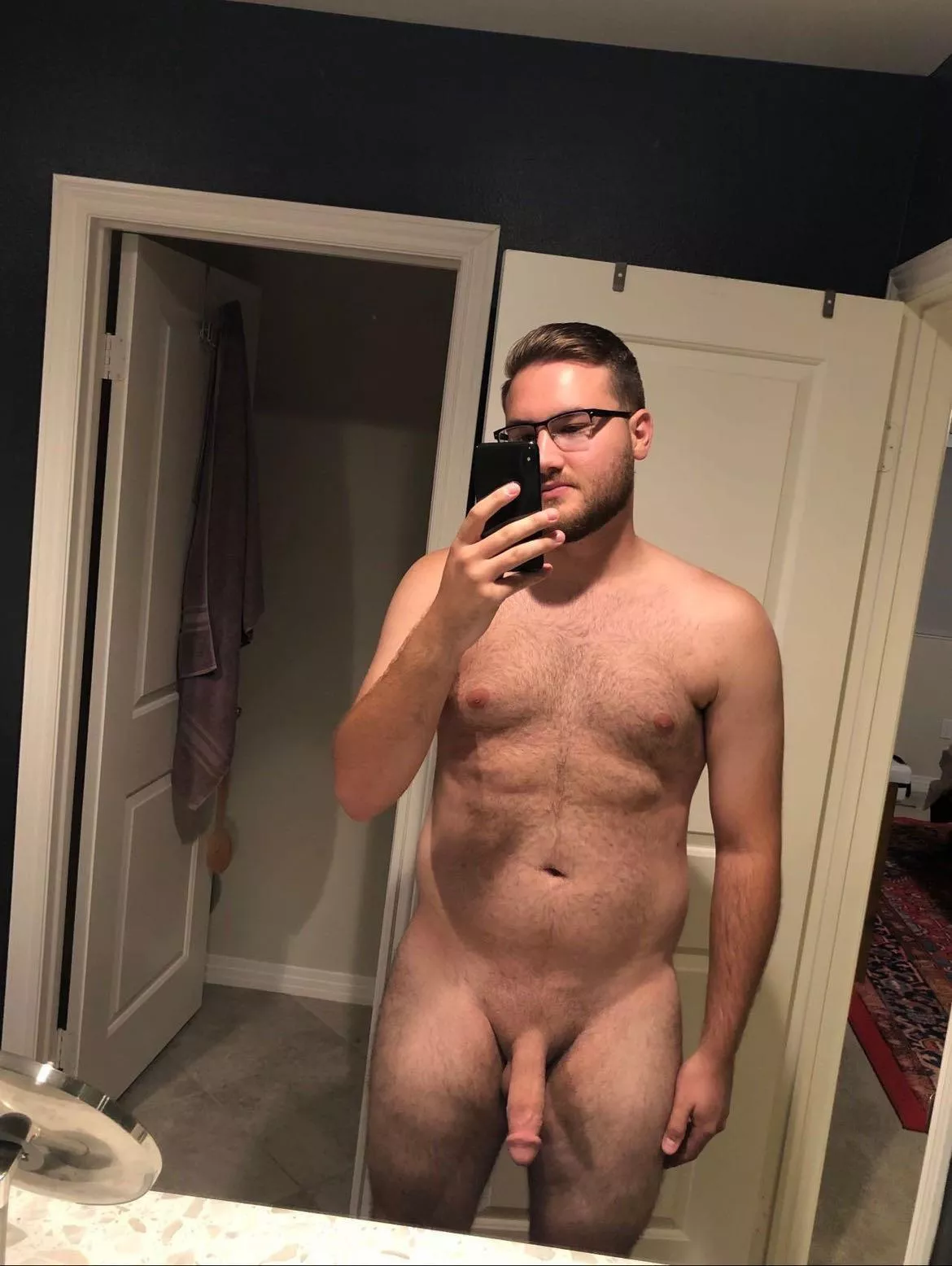 Found out my GF was cheating on me today so here’s a nude to make me feel better hopefully