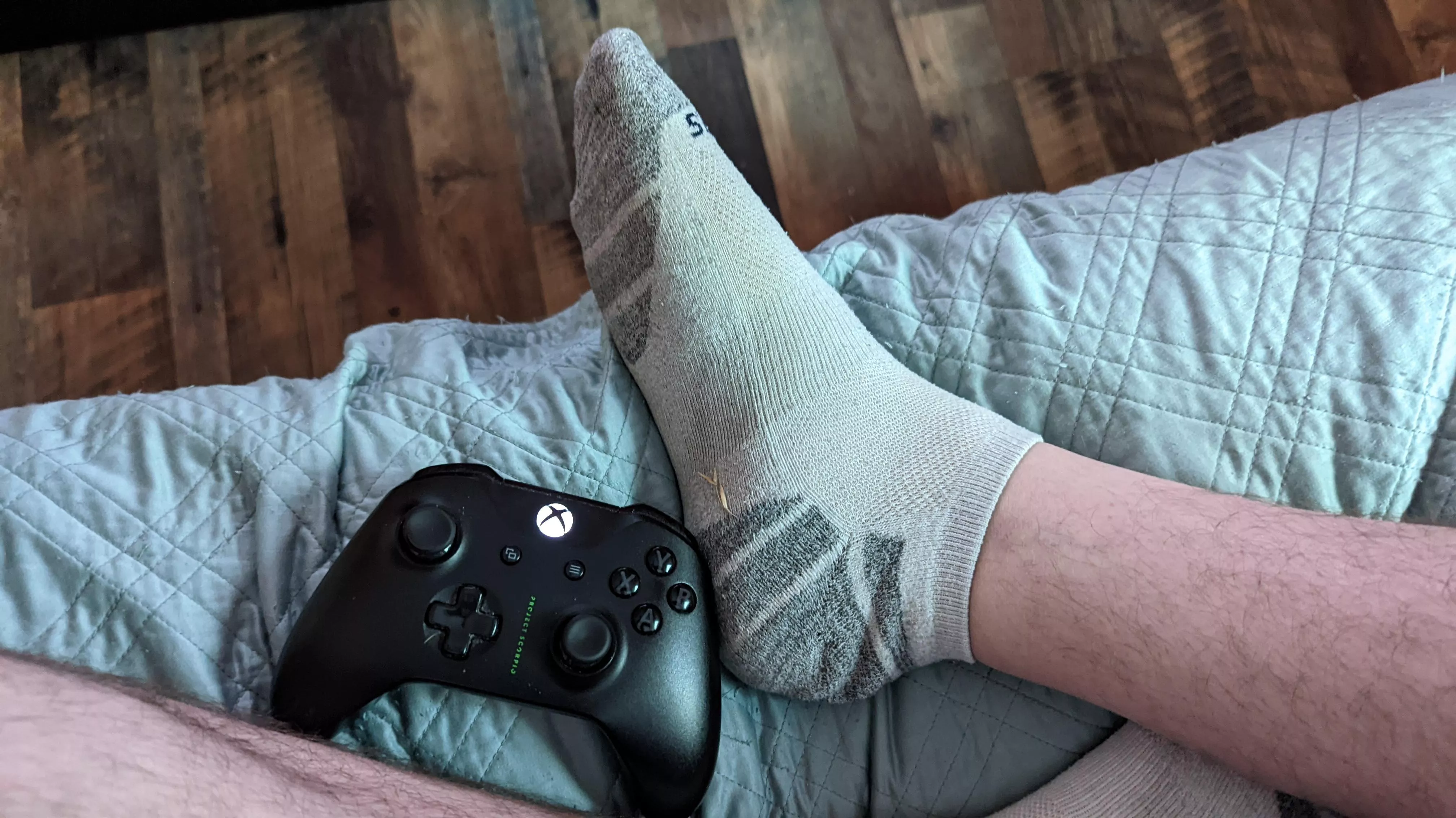 Gamer feet