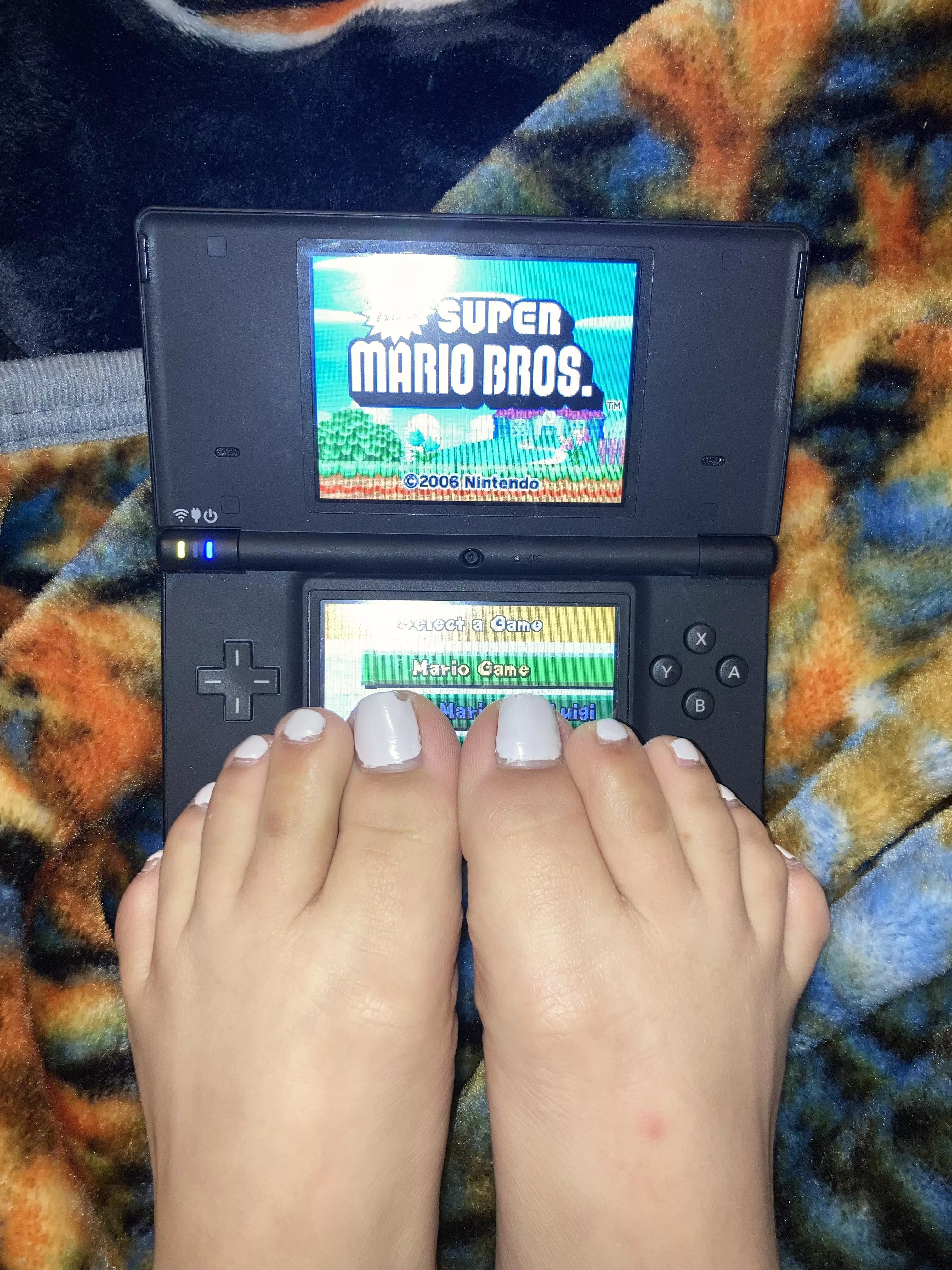 Gamer girl feet