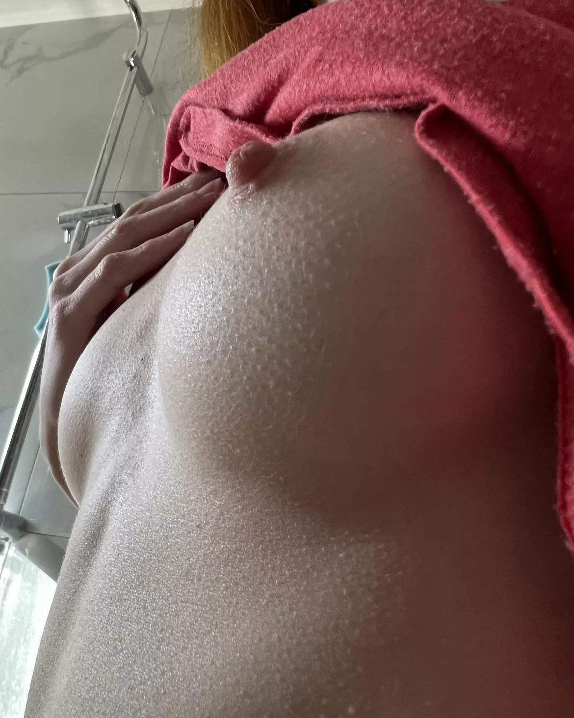 Gently suck and bite my nipple while hubby working.