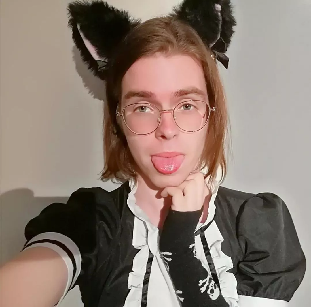 German femboy with maid dress uwu