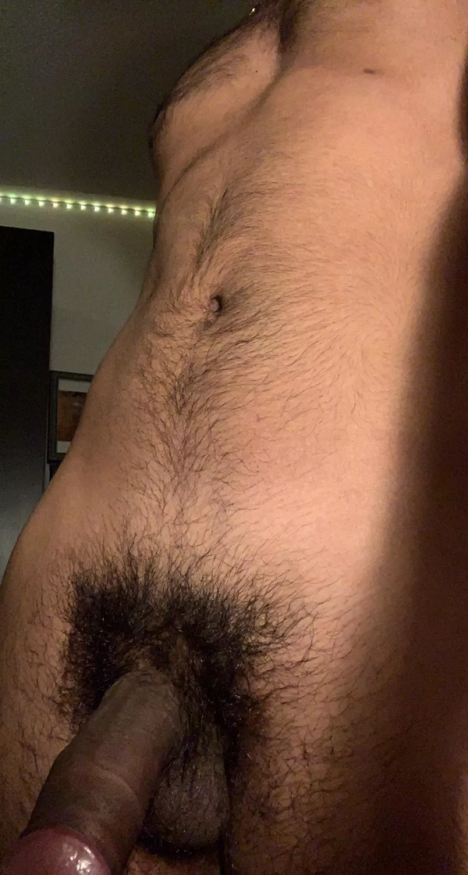 Getting a little hairy ðŸ¥µ