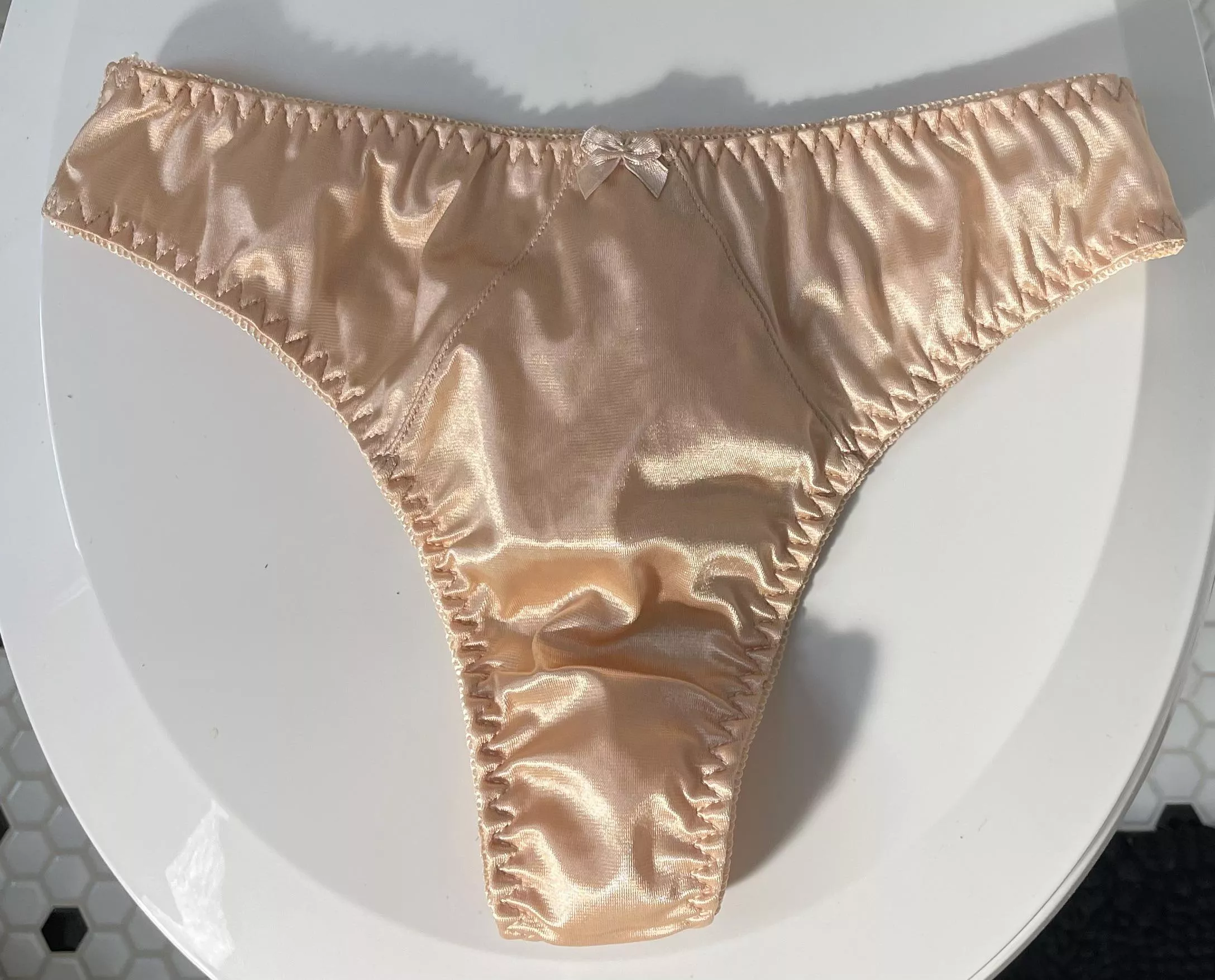 Gfs satin panties ðŸ¤¤