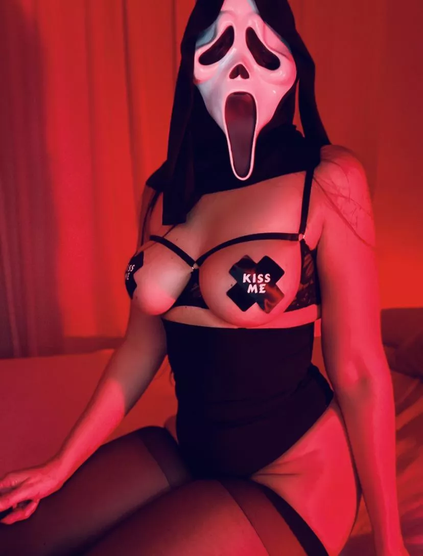 Ghostface from Scream by OnlyMeeemz