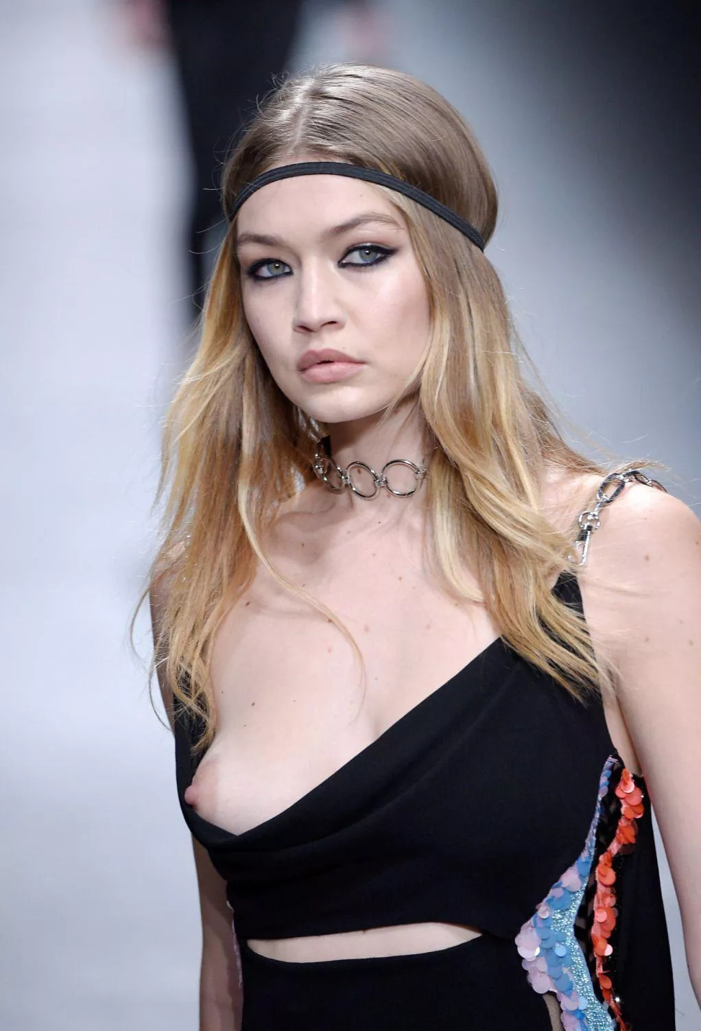 Gigi Hadid, her ramp walk style!