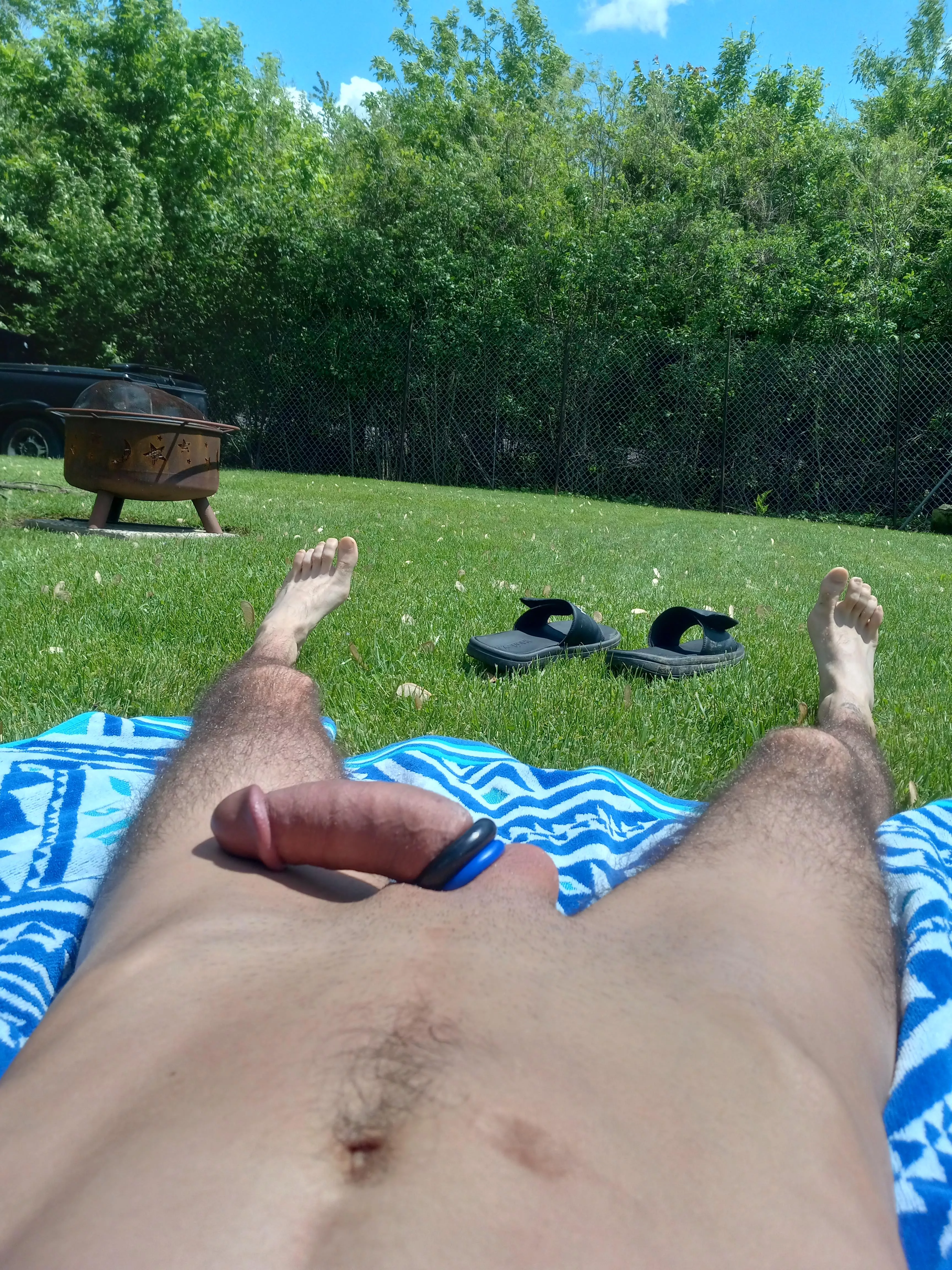 giving my sexy asian neighbor a nice view